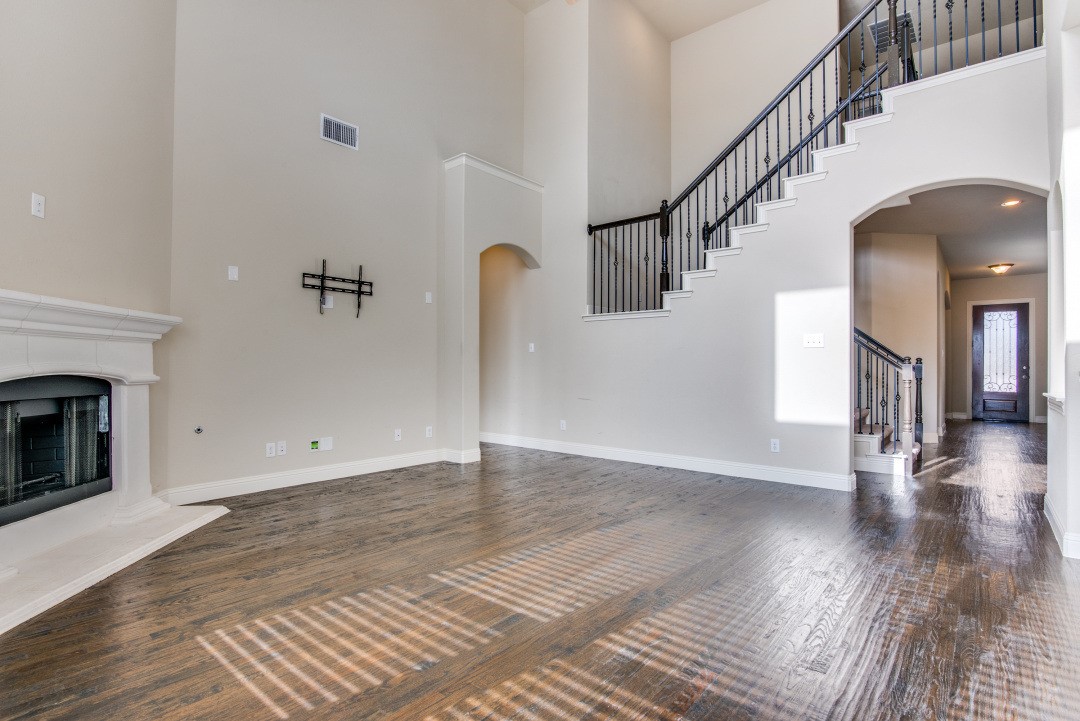 7592 Plowman Lane