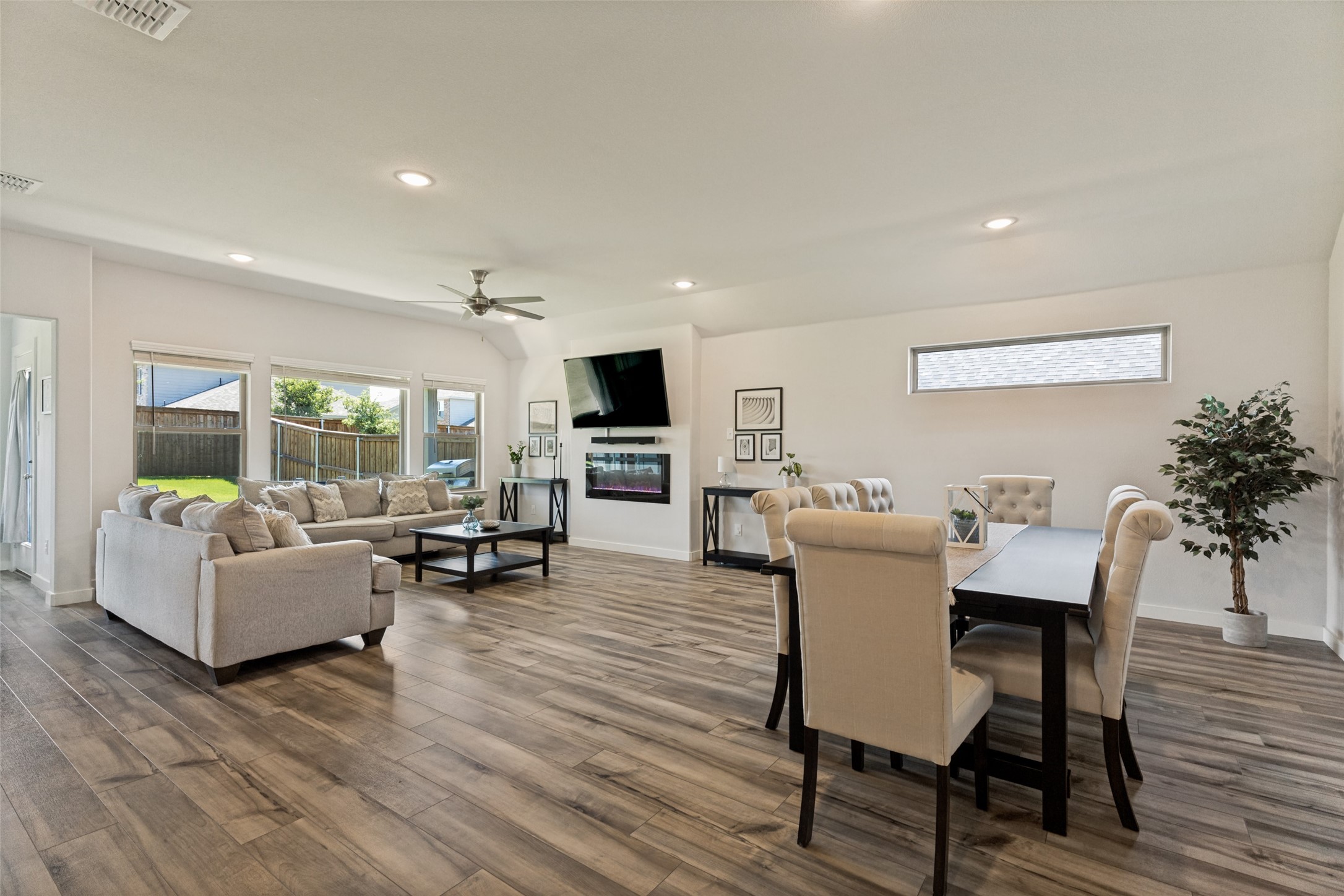 1216 Nuevo Rancho Lane