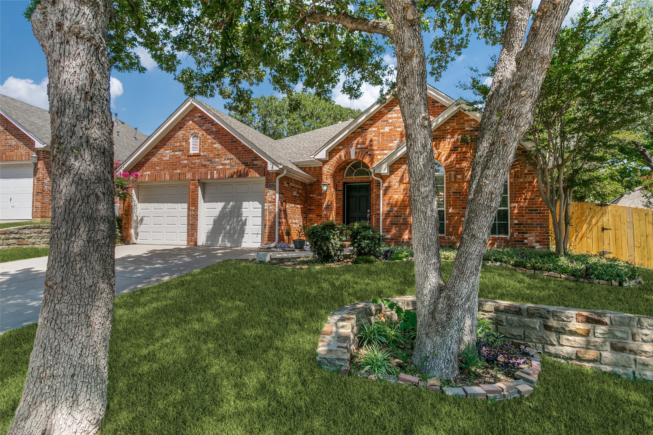 2203 Vista Court