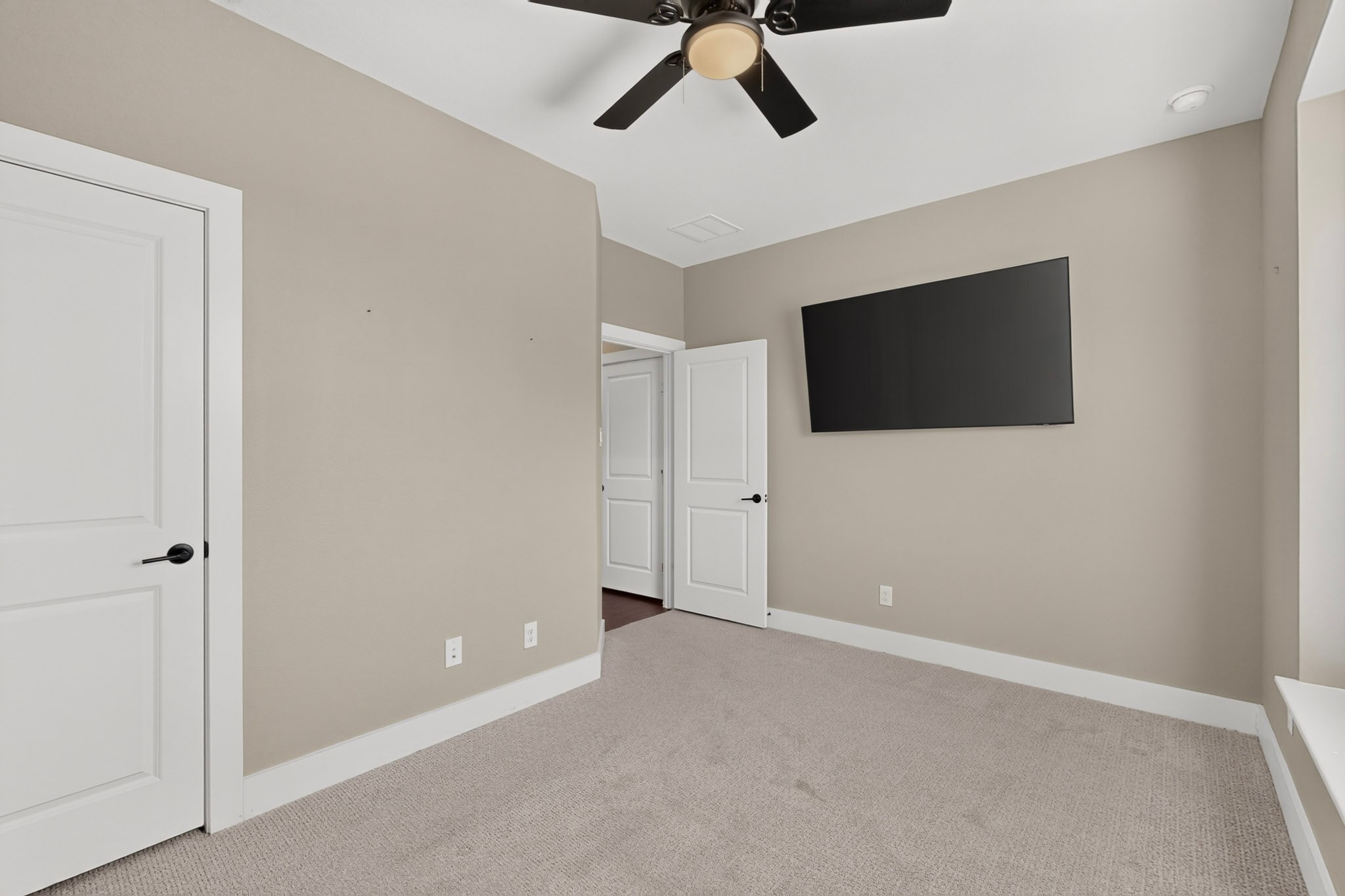 1809 Rustic Vine Road