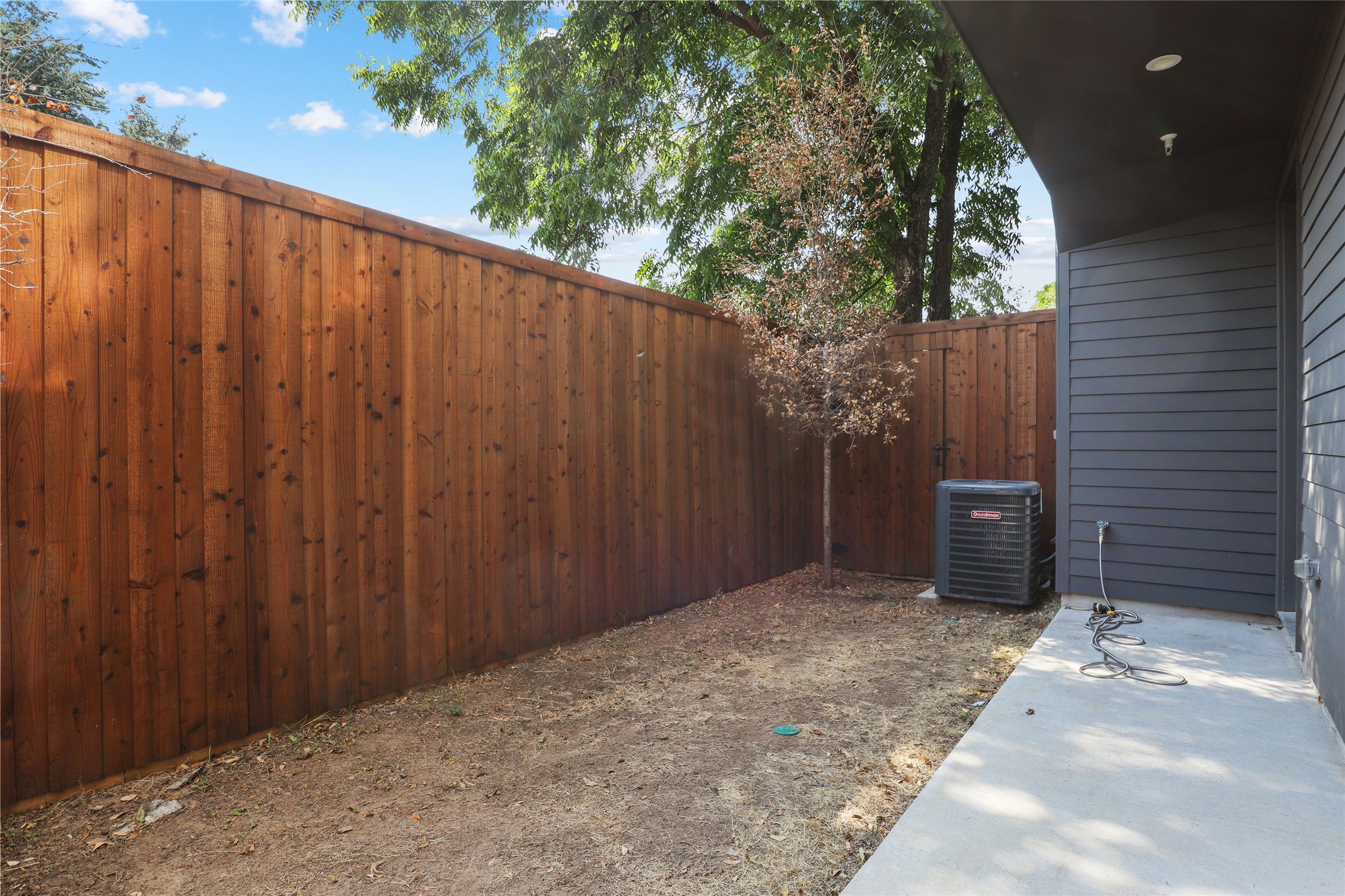 2139 Mail Avenue 102
