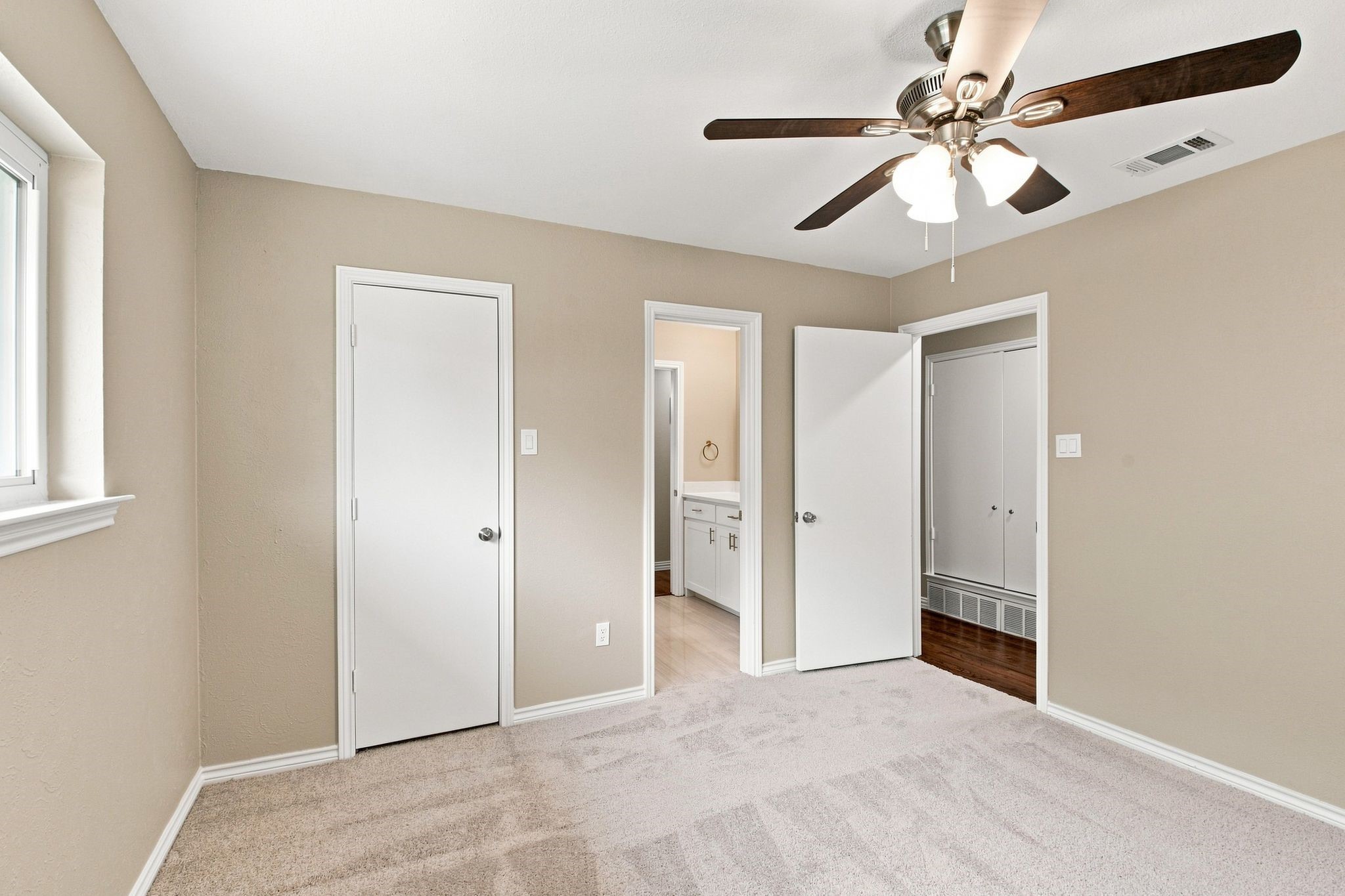 308 Syracuse Place