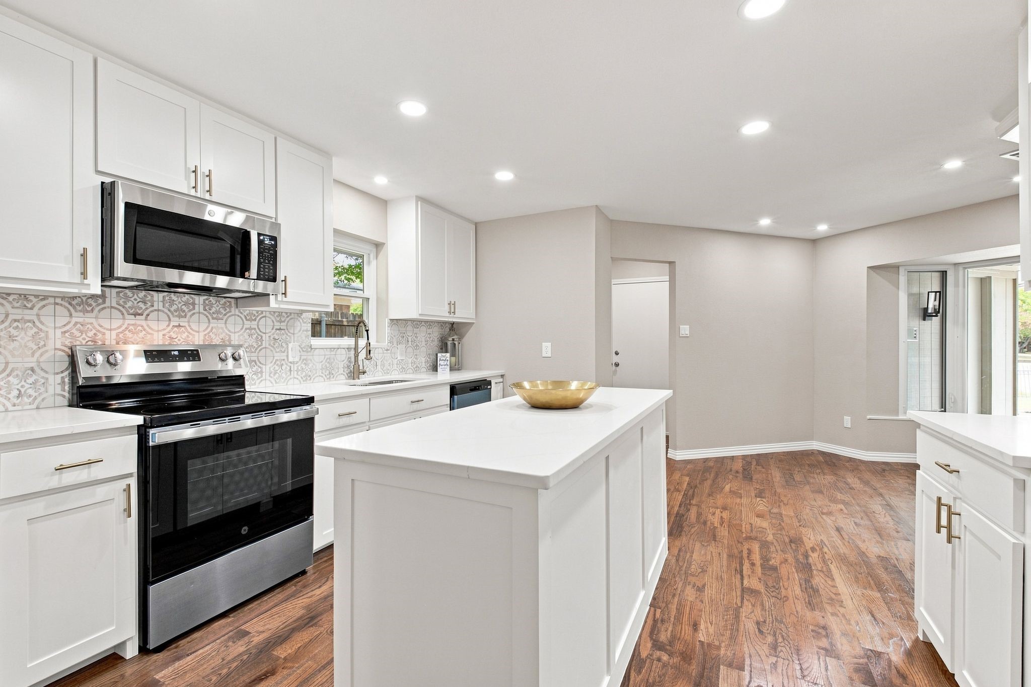 308 Syracuse Place