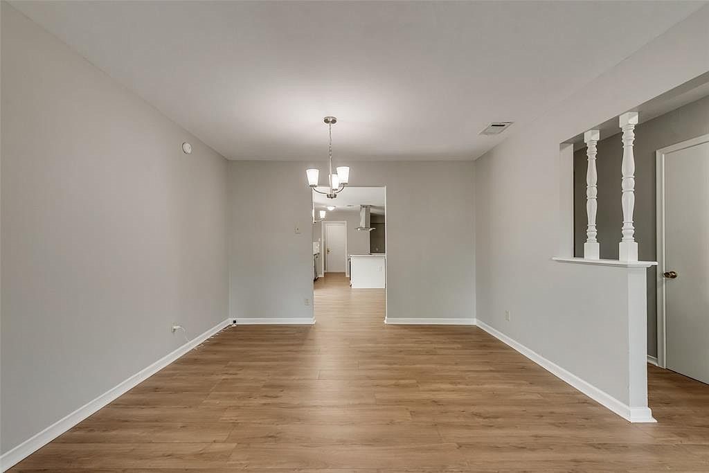 8423 Cadenza Lane