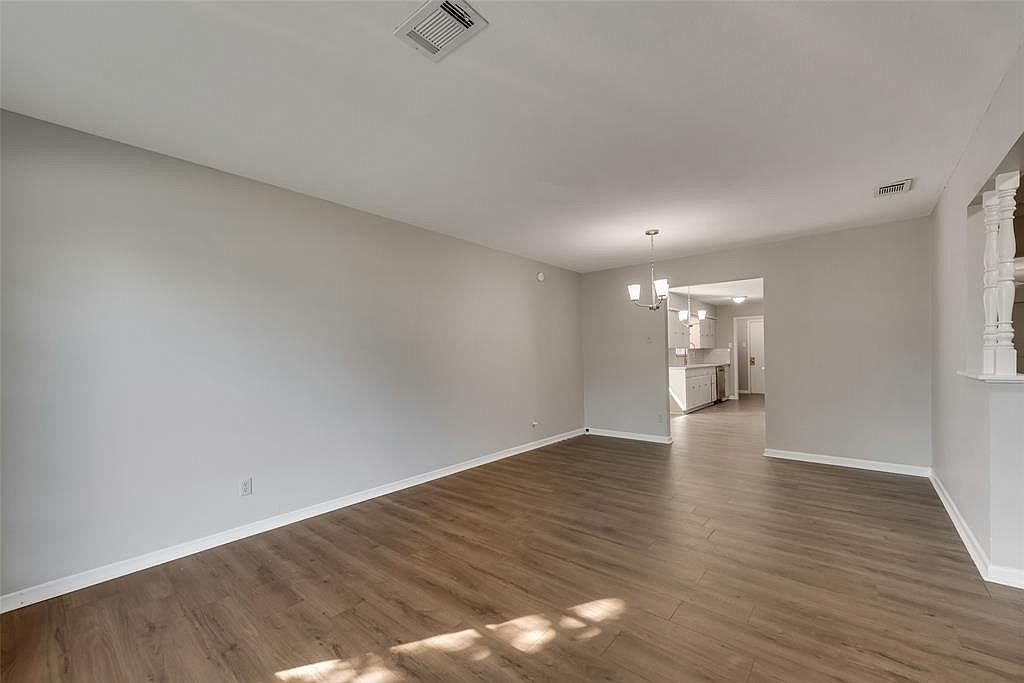 8423 Cadenza Lane