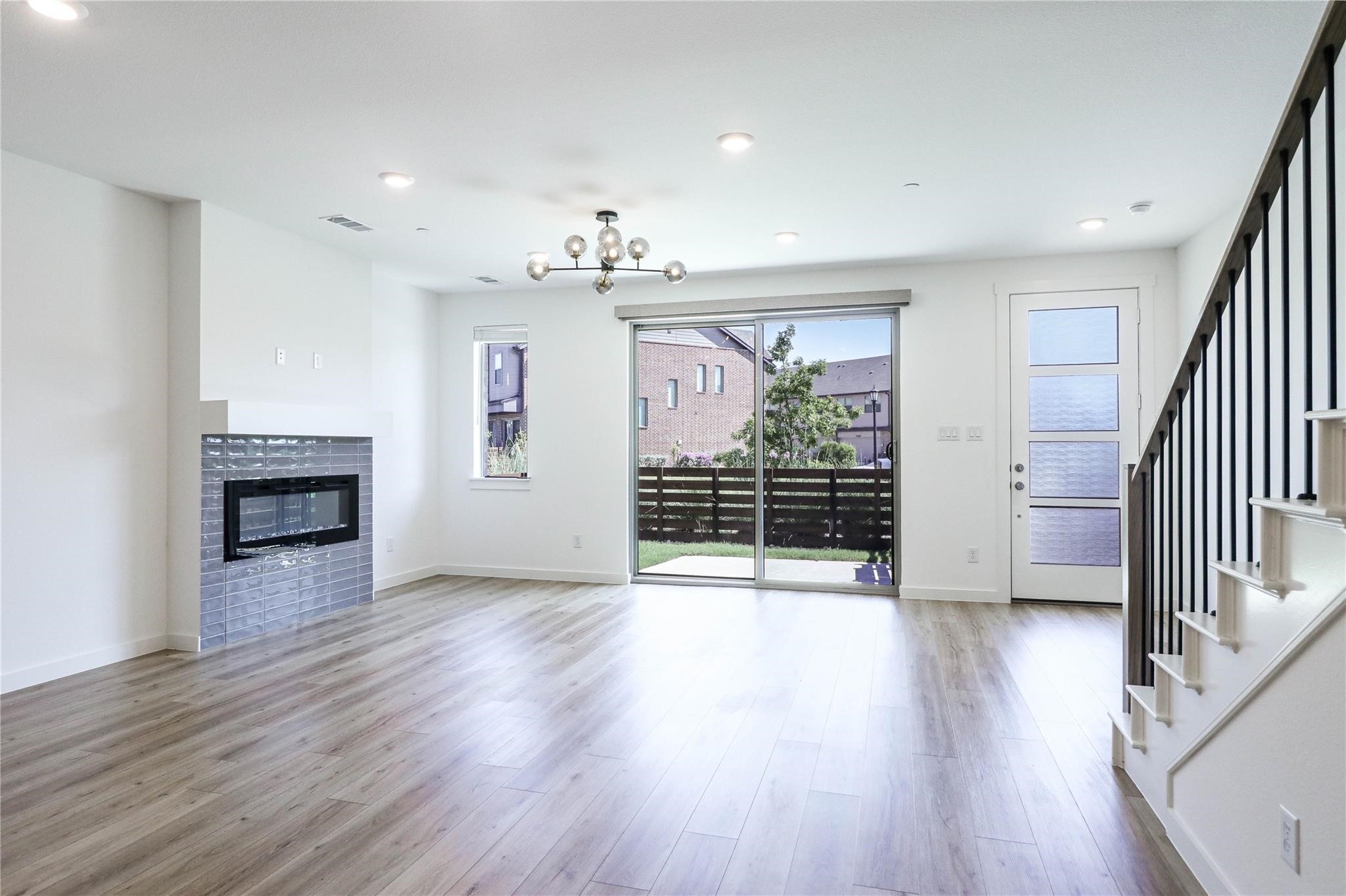 7345 Ventura Lane