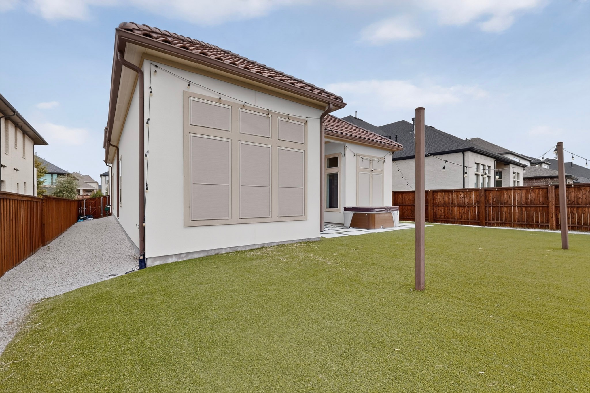 855 Emporio drive