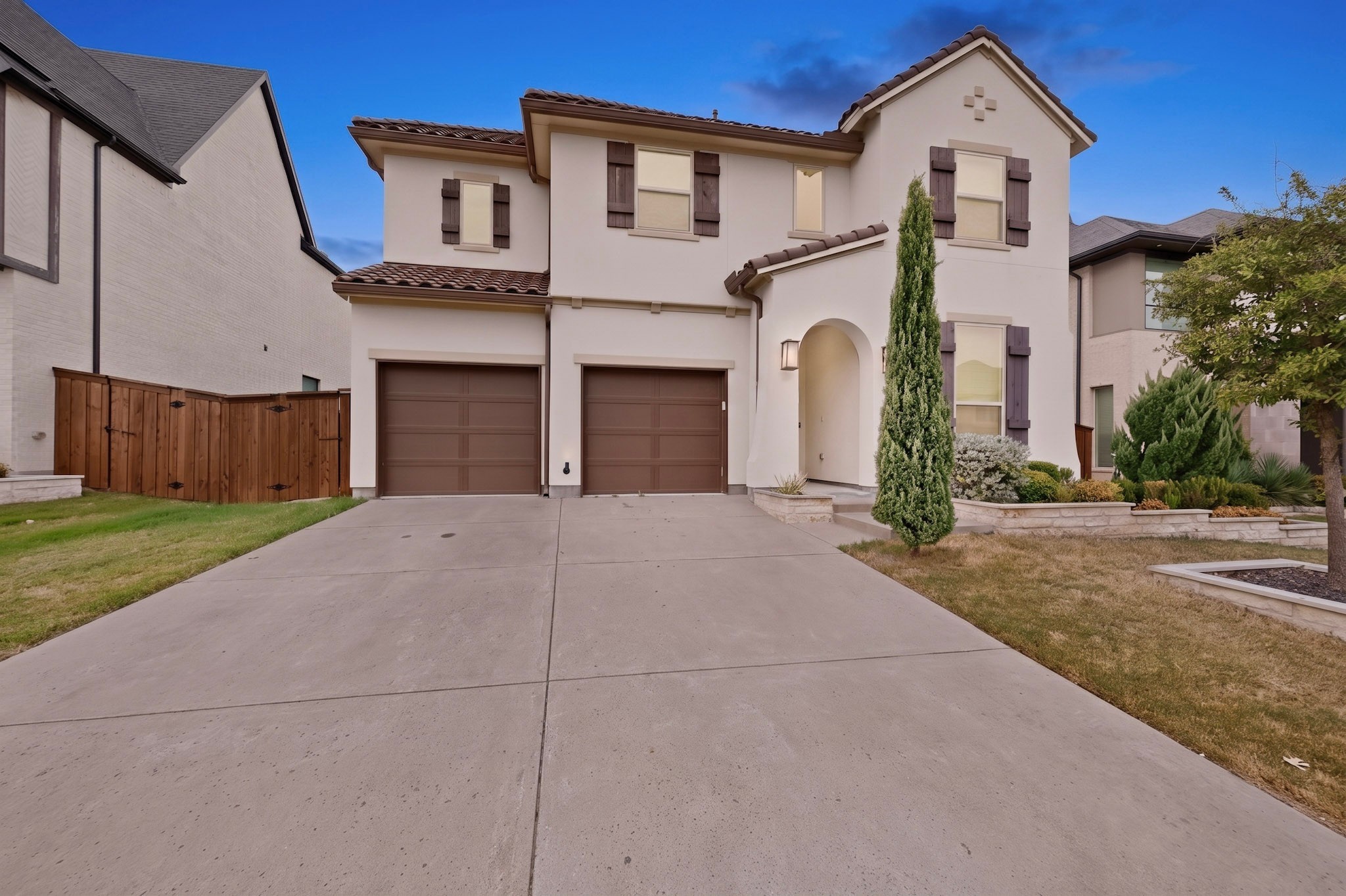 855 Emporio drive