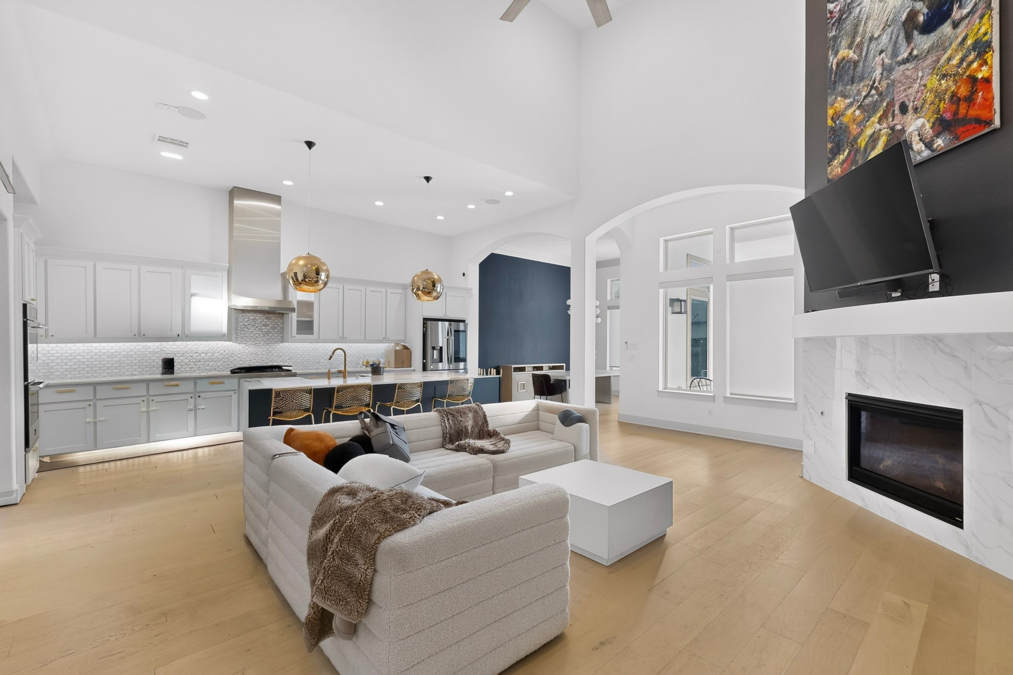 855 Emporio drive