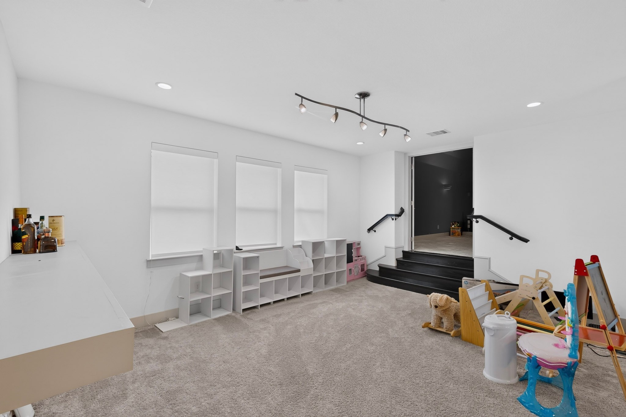 855 Emporio drive