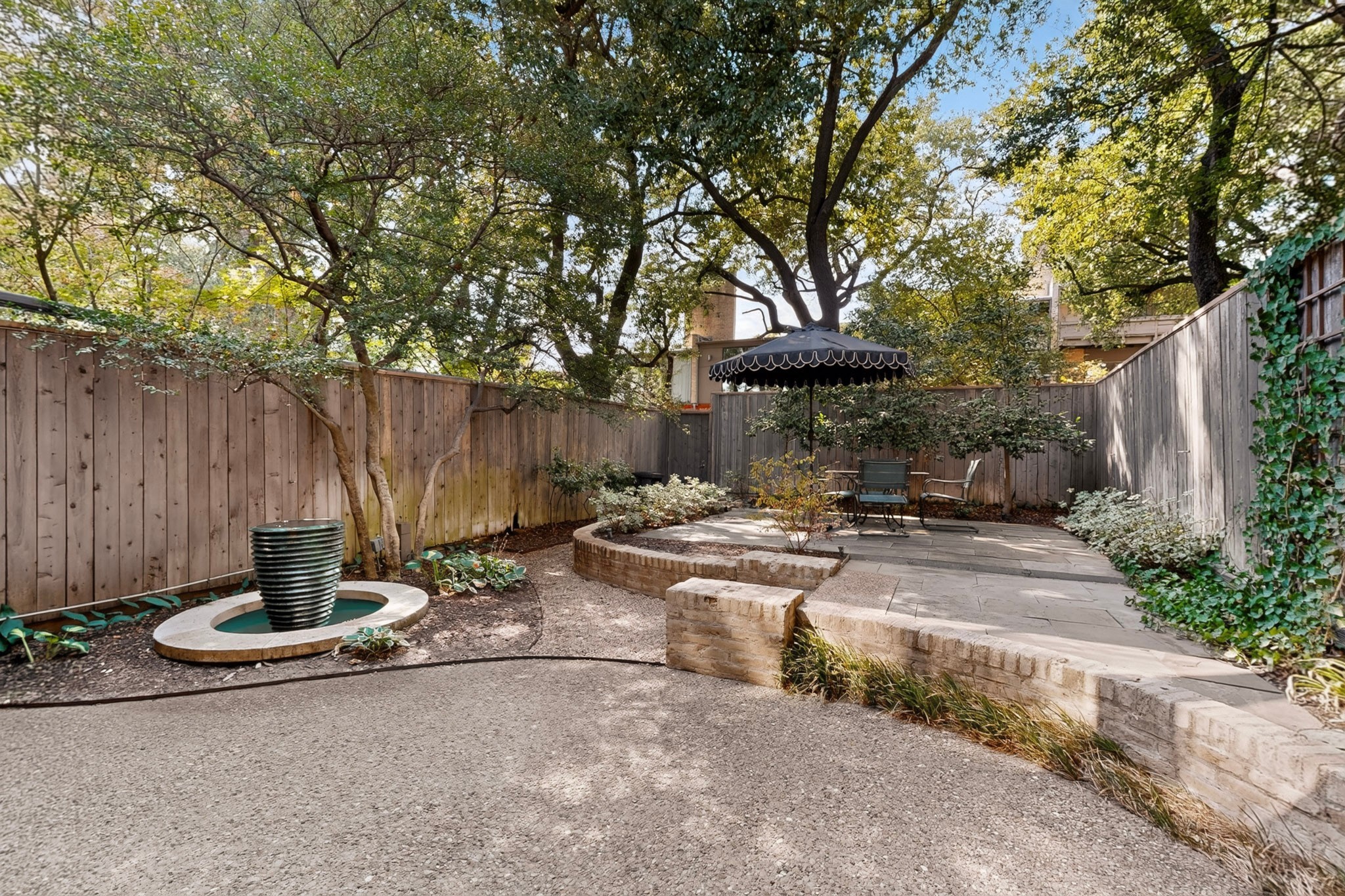 4023 Travis Street