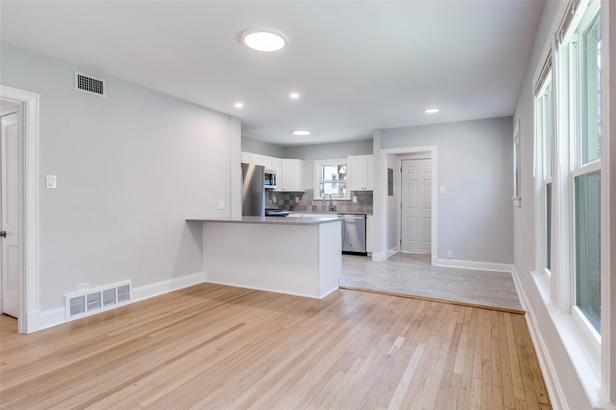5936 La Vista Drive