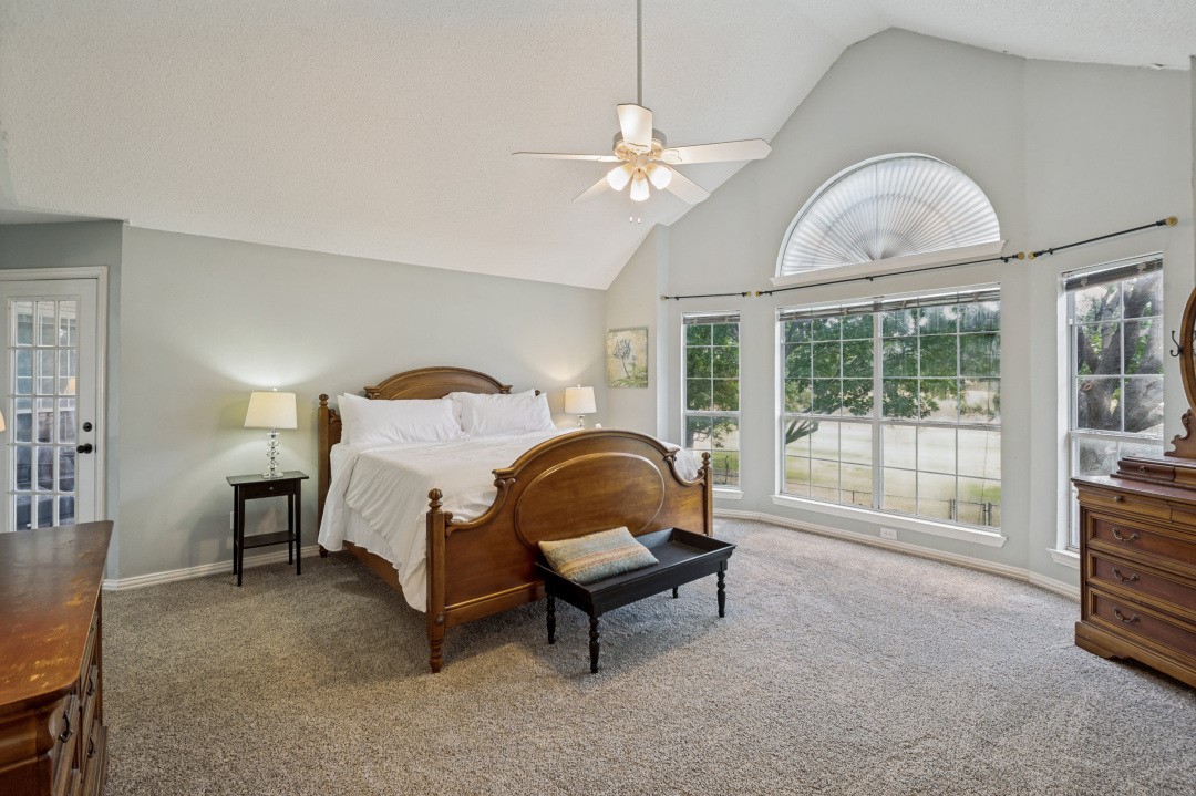 10913 Alexandria Drive
