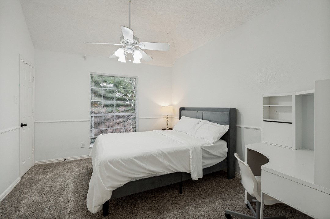 10913 Alexandria Drive