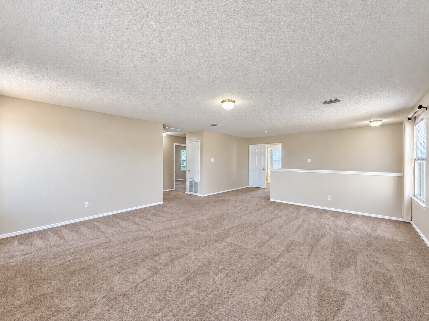 14800 Ledgeview Court