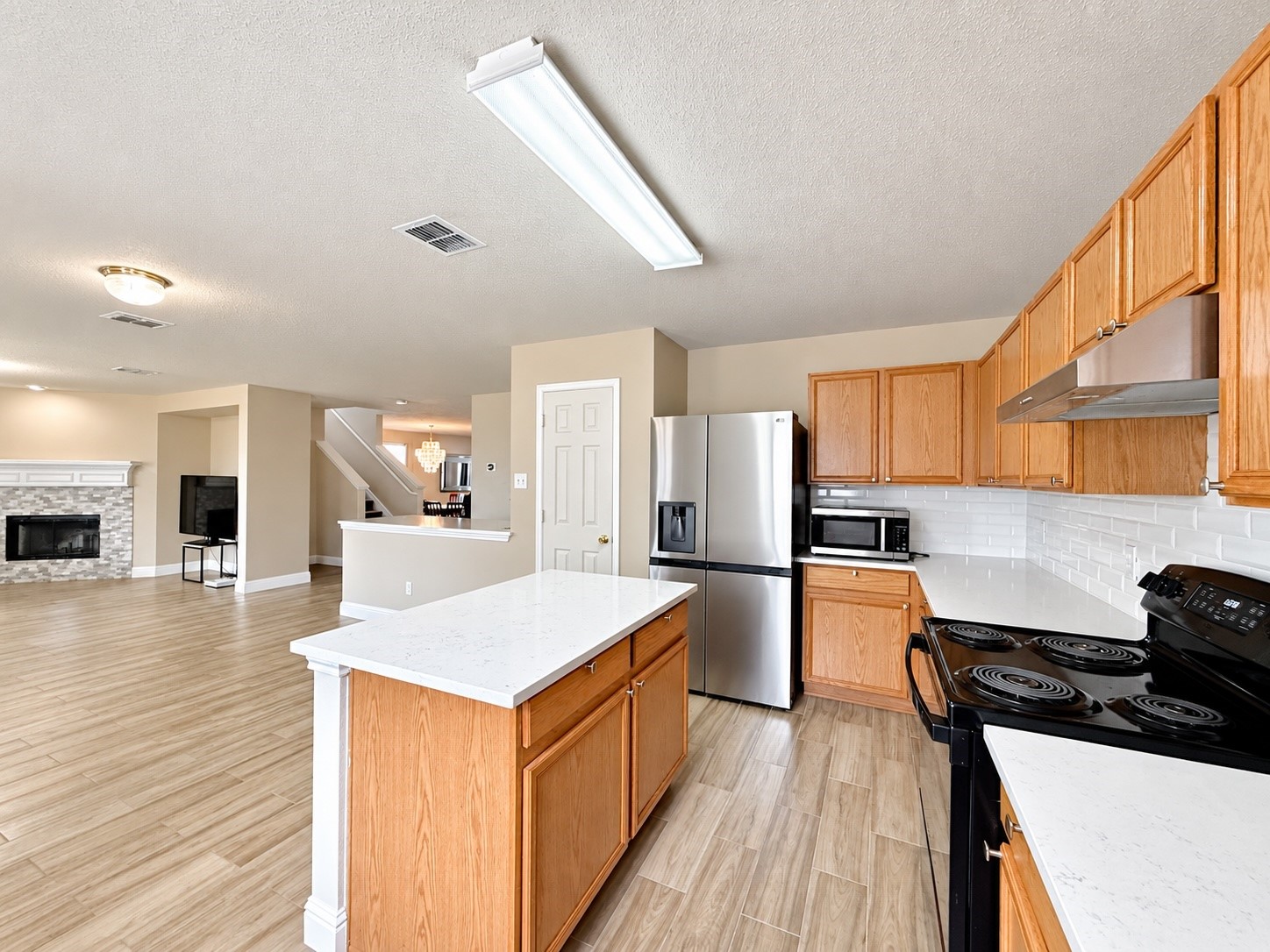 14800 Ledgeview Court