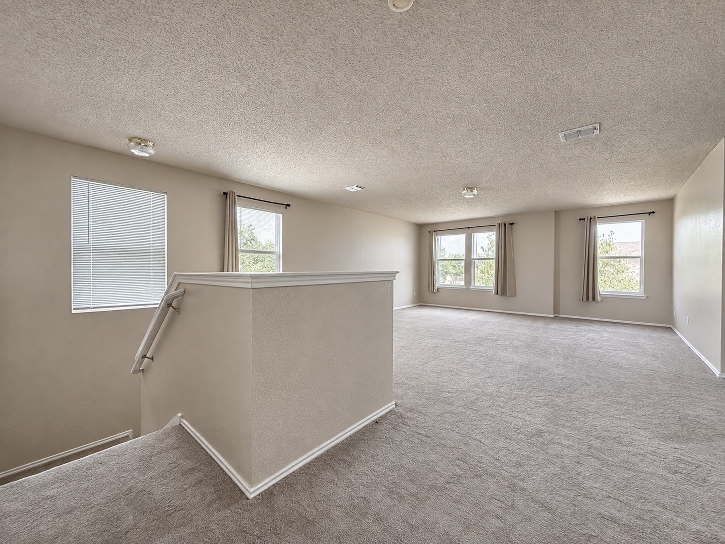 14800 Ledgeview Court