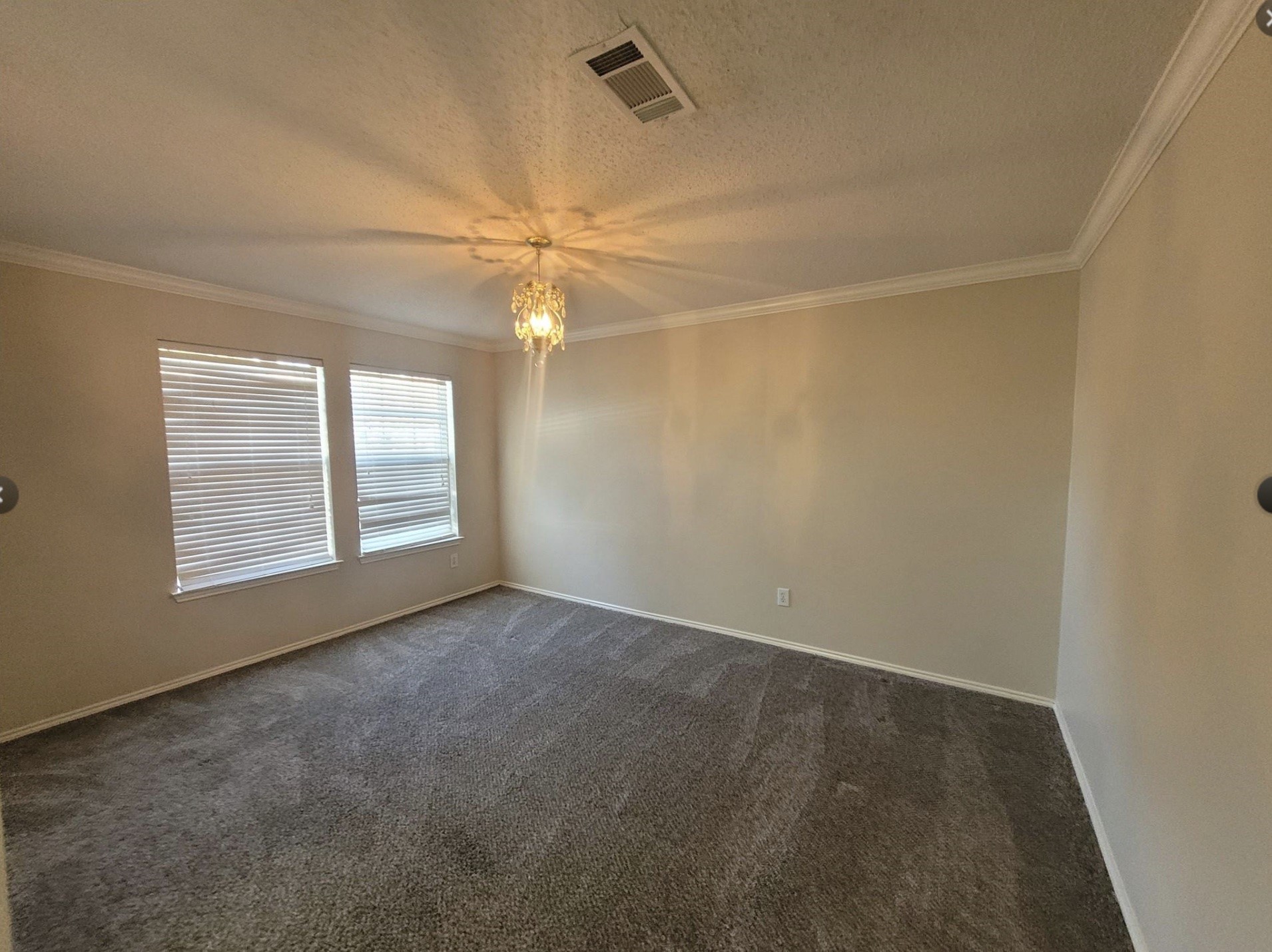 114 Southwood Drive