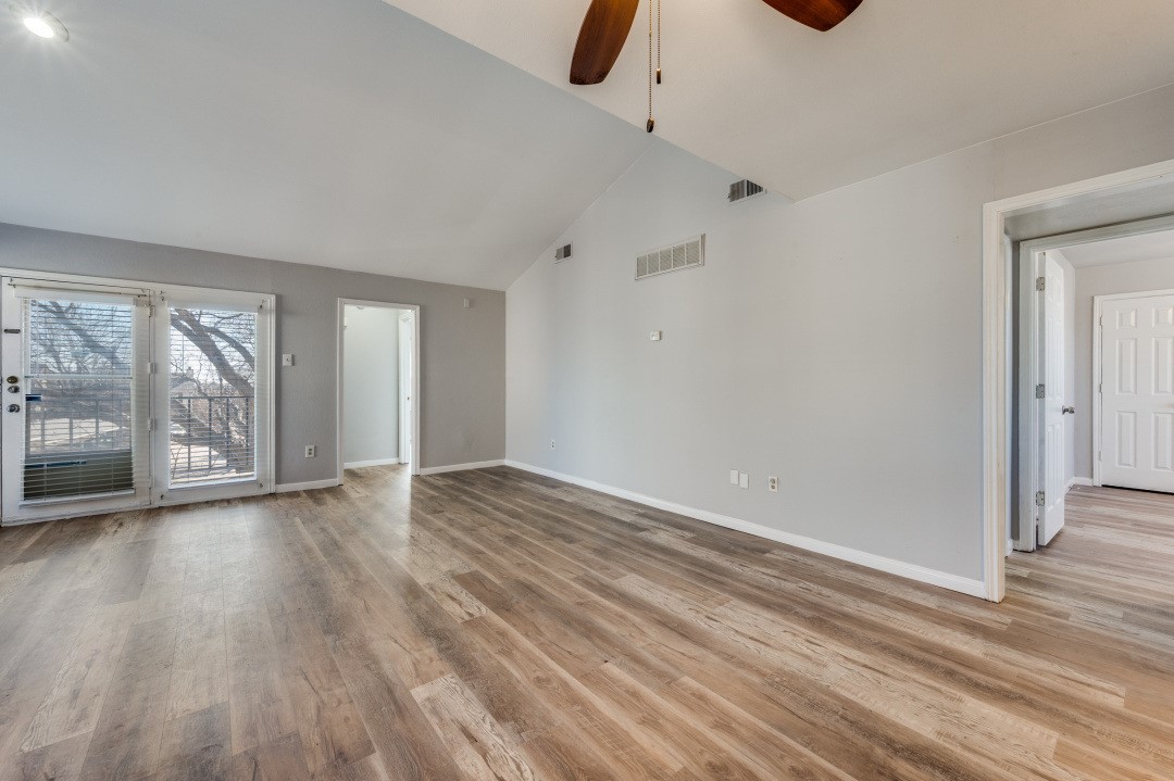 2835 Keller Springs 502