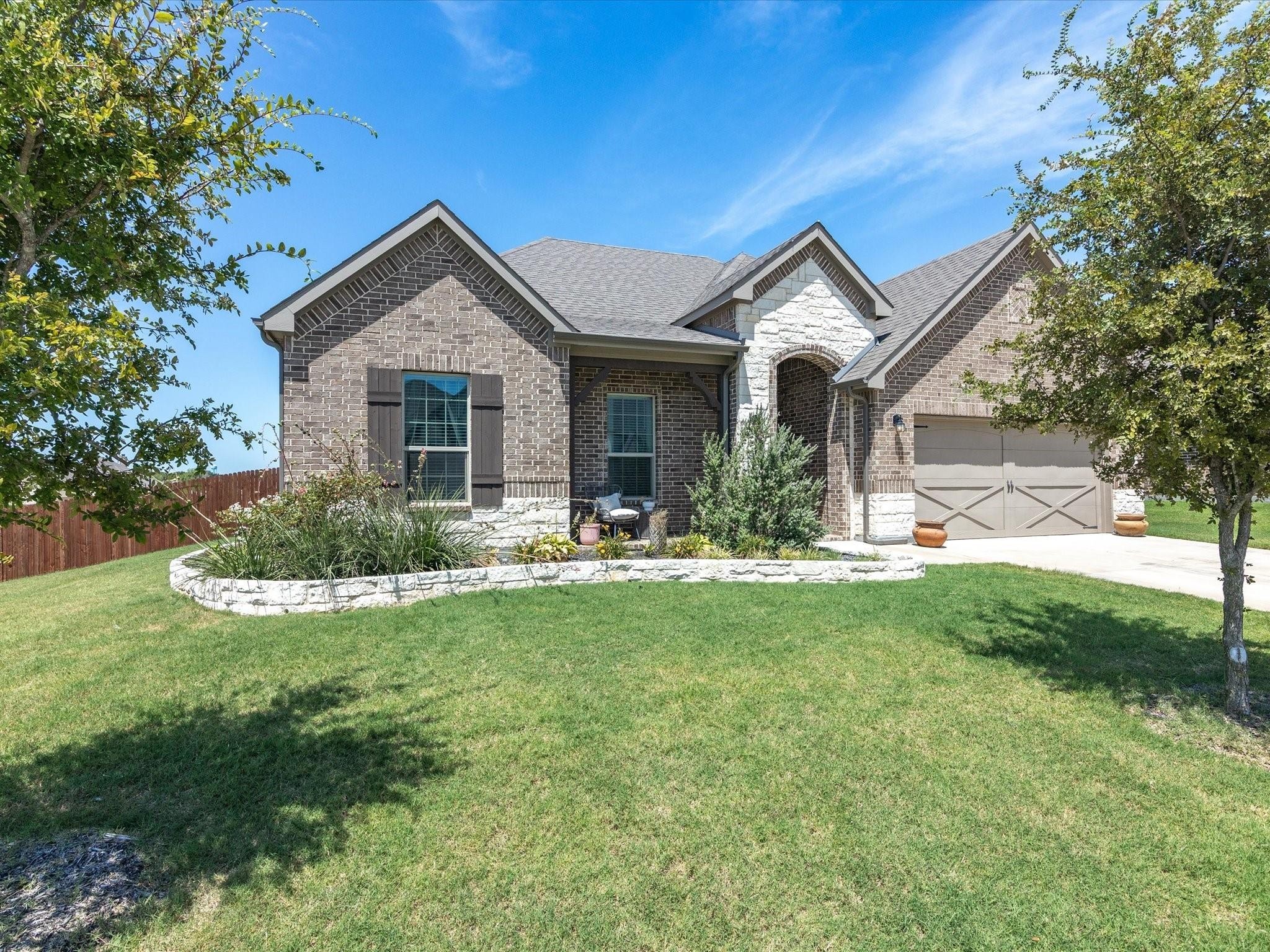 5621 Clara Court