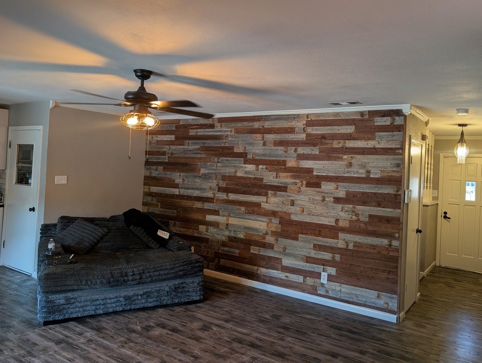 1129 Henson
