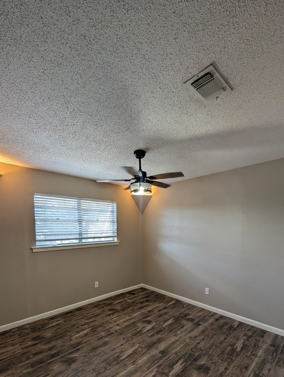 1129 Henson