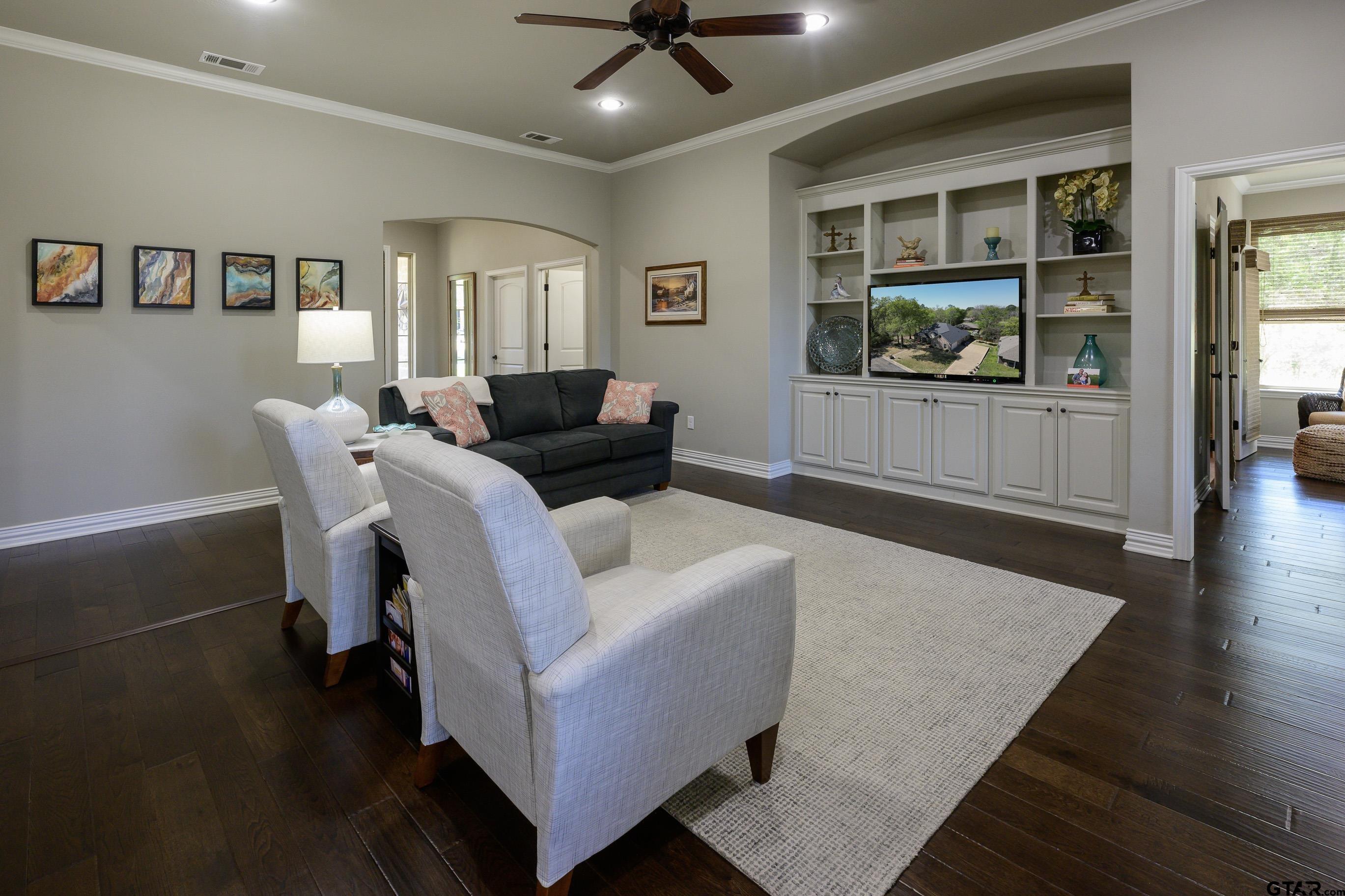 2088 Old Oak