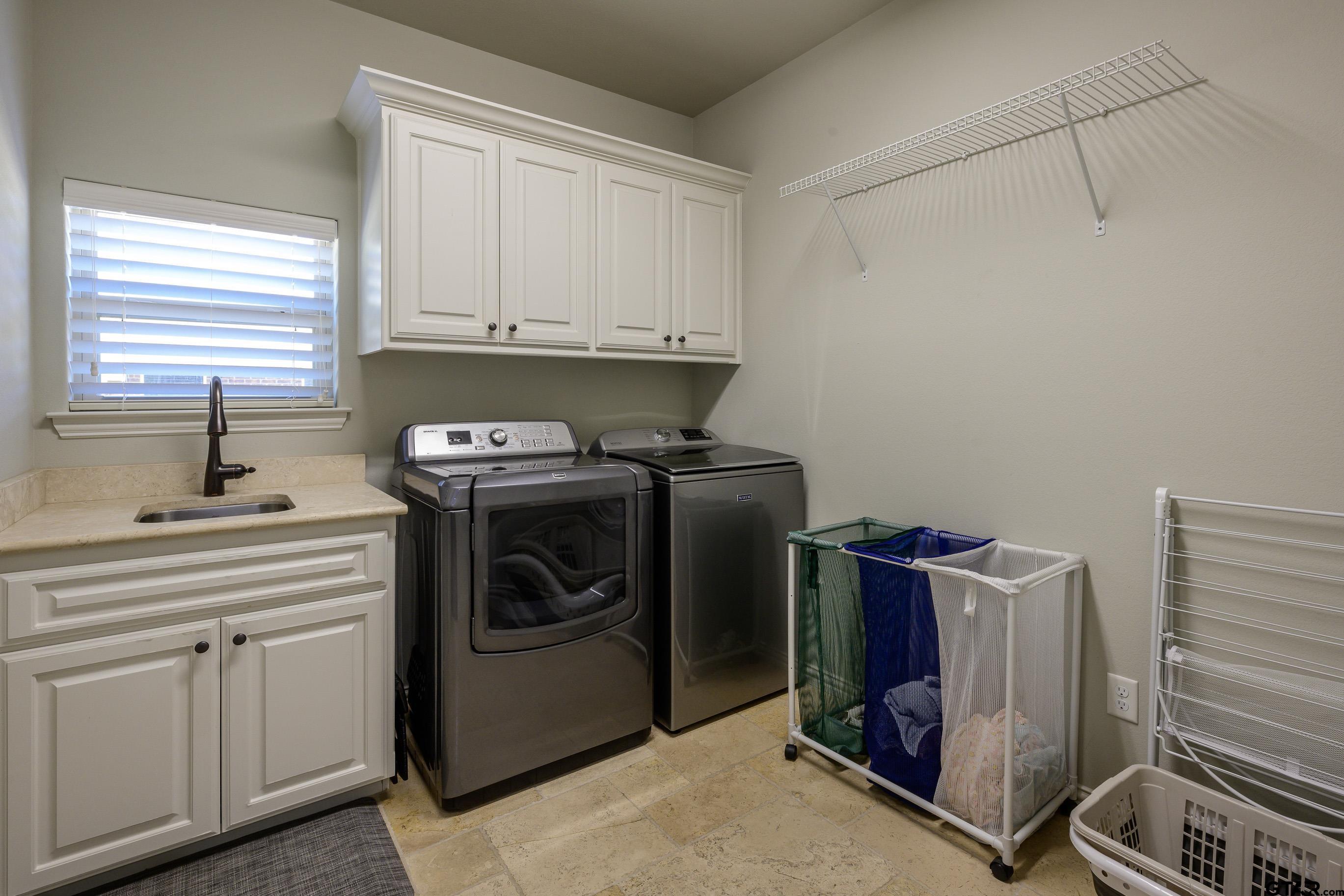 2088 Old Oak