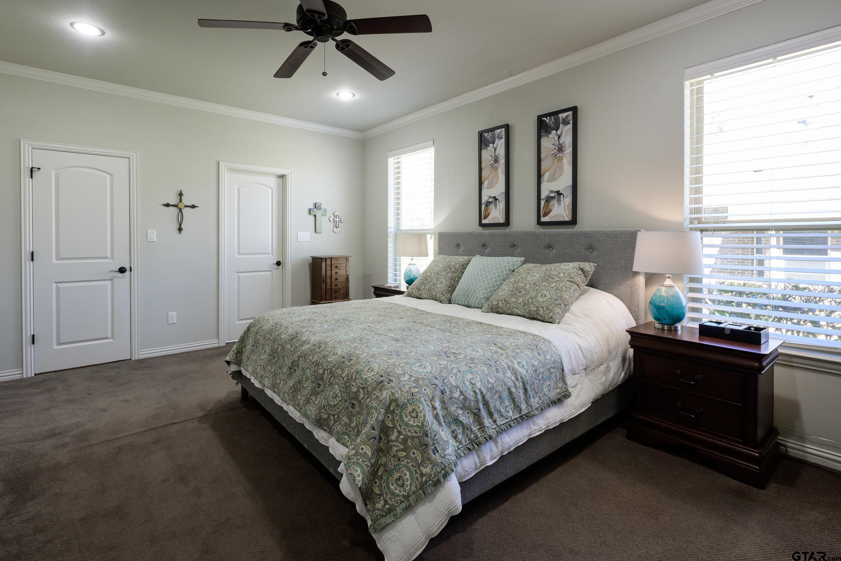 2088 Old Oak