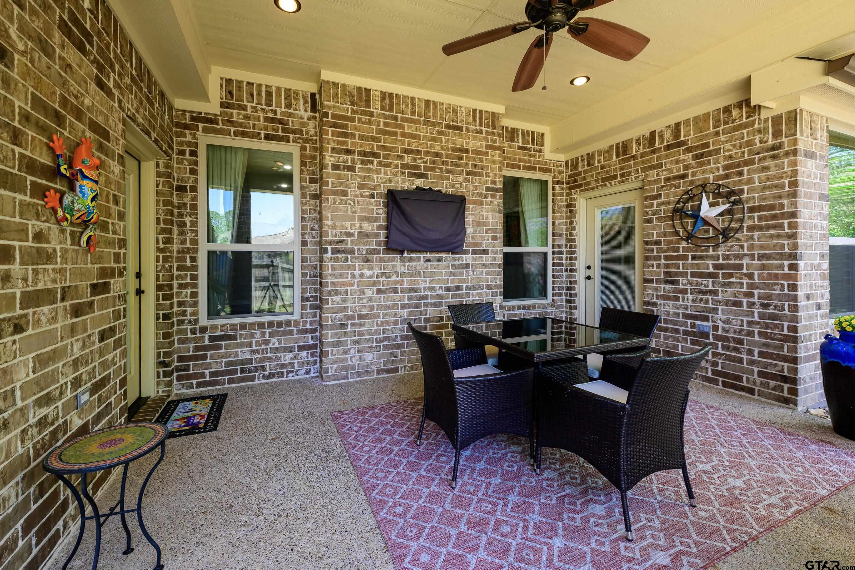 2088 Old Oak