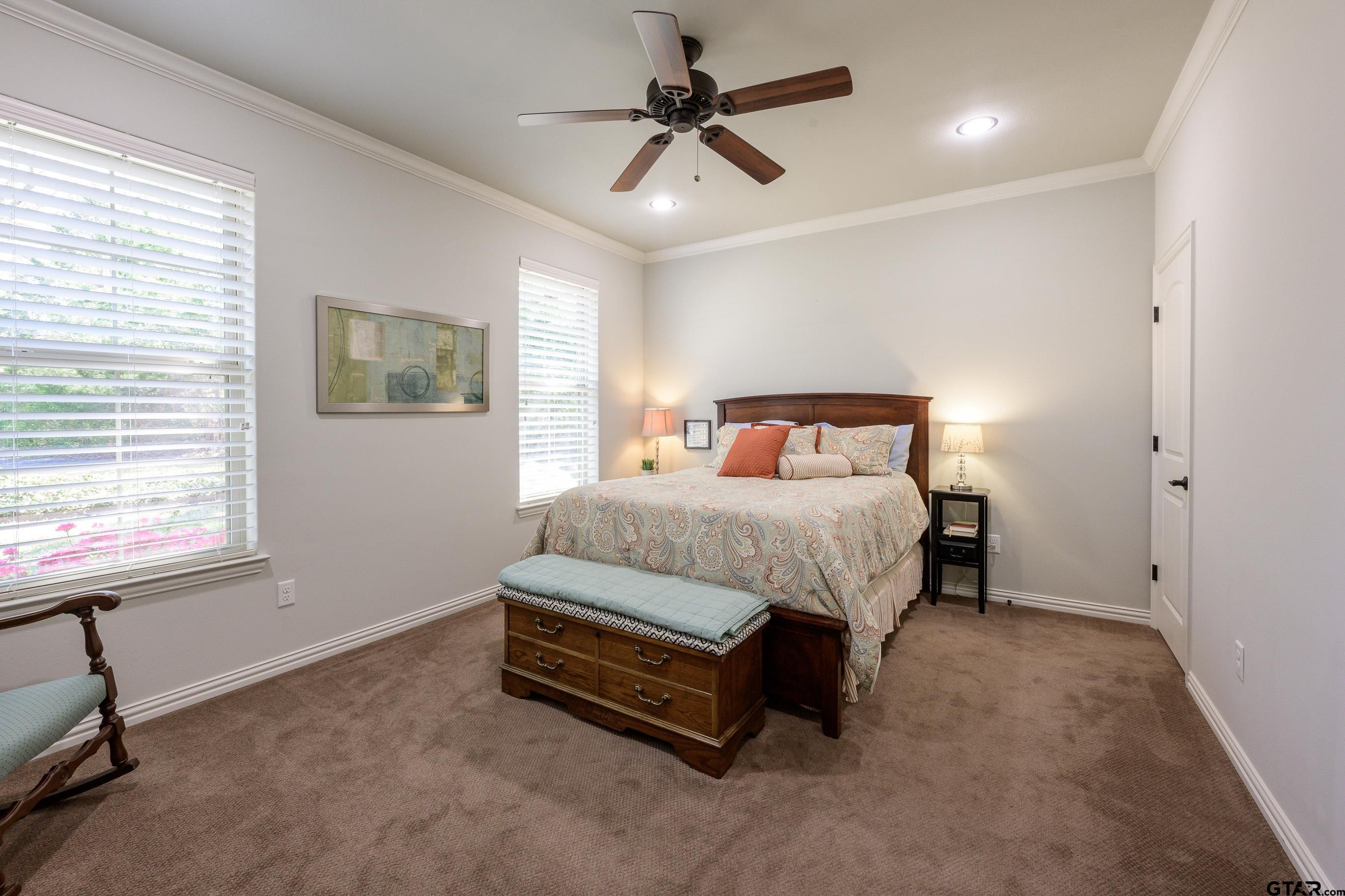 2088 Old Oak