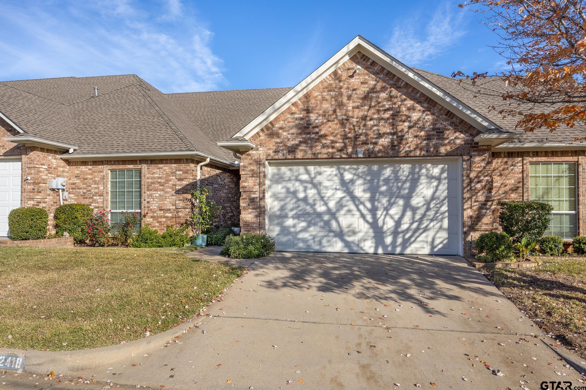 2418 Homestead