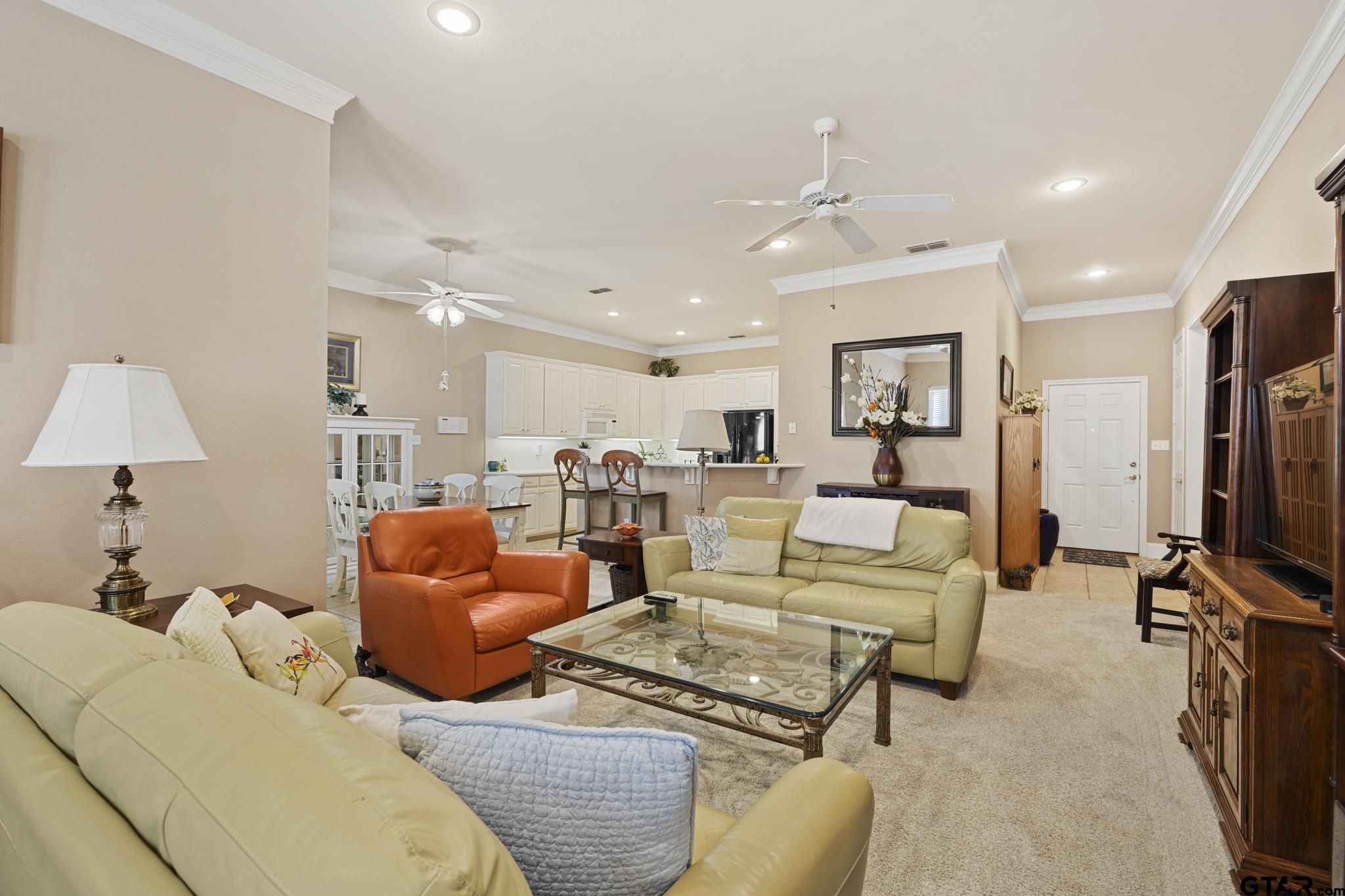 2418 Homestead