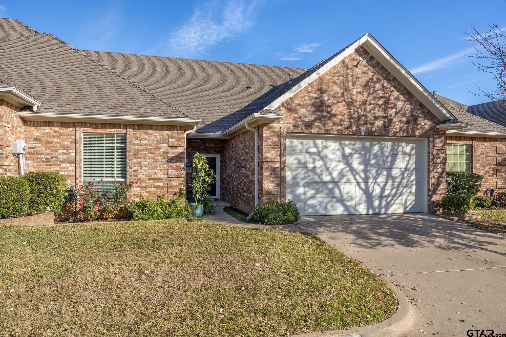 2418 Homestead