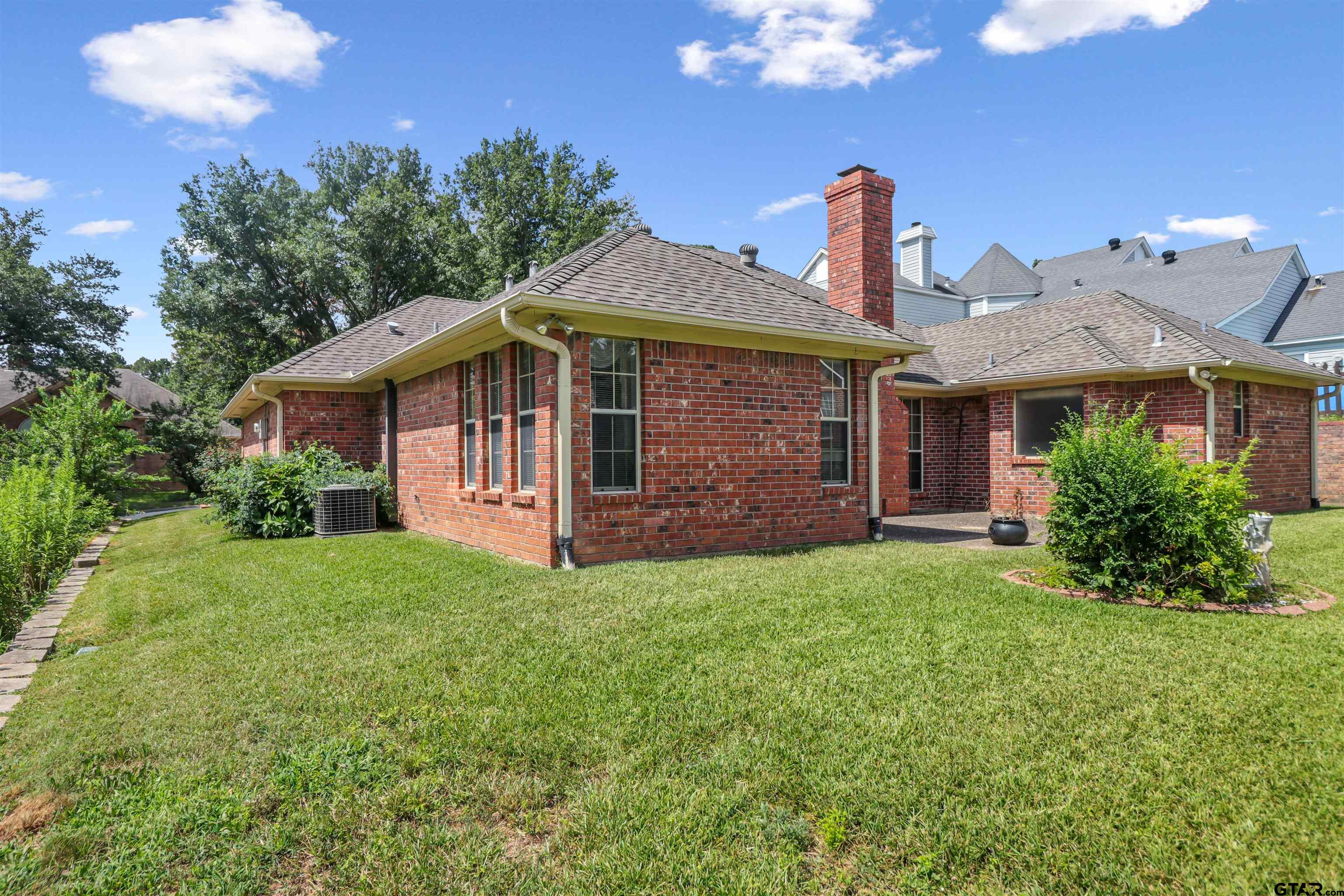 202 Lansdowne Terrace
