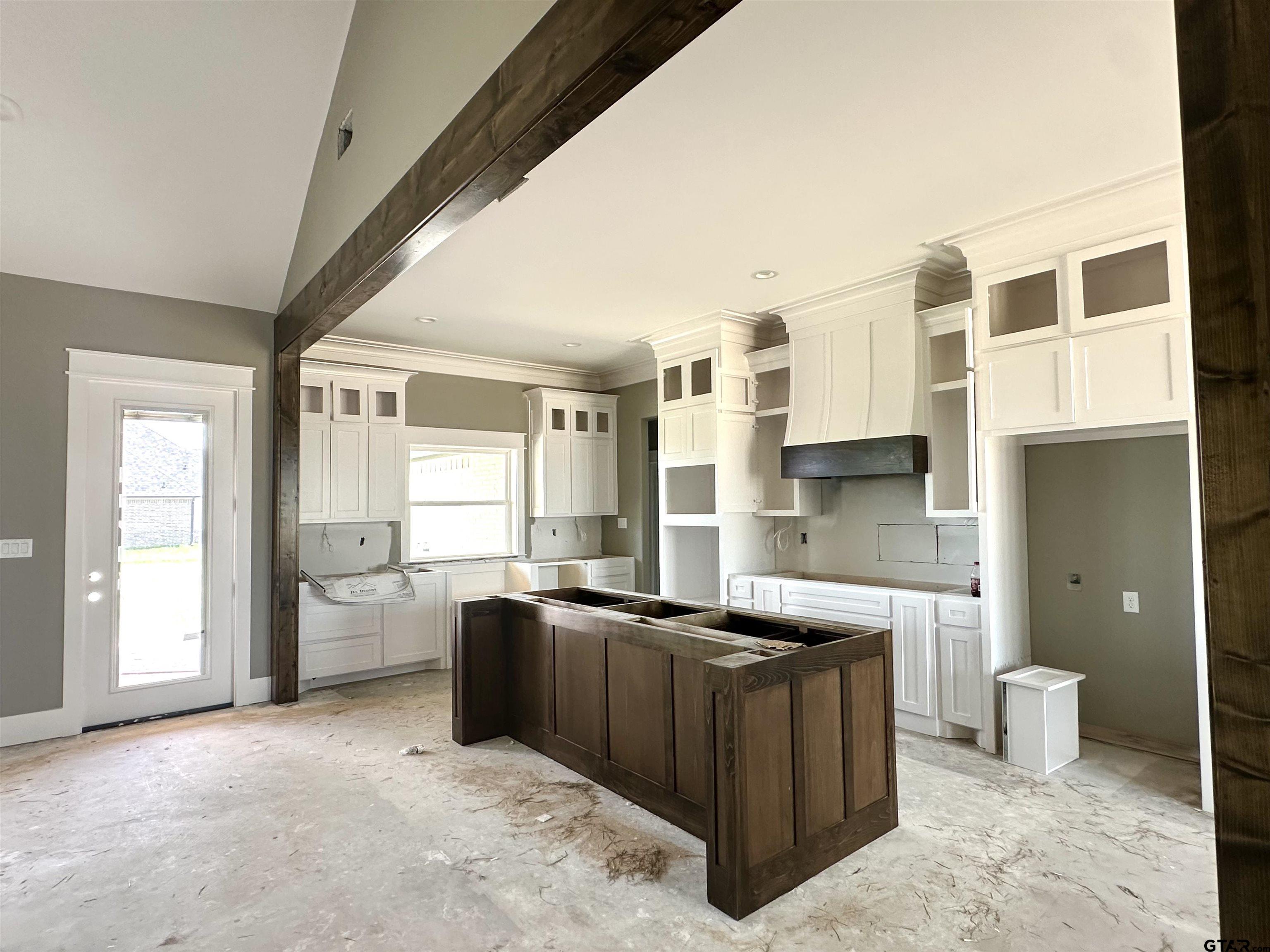 16332 Market Ct