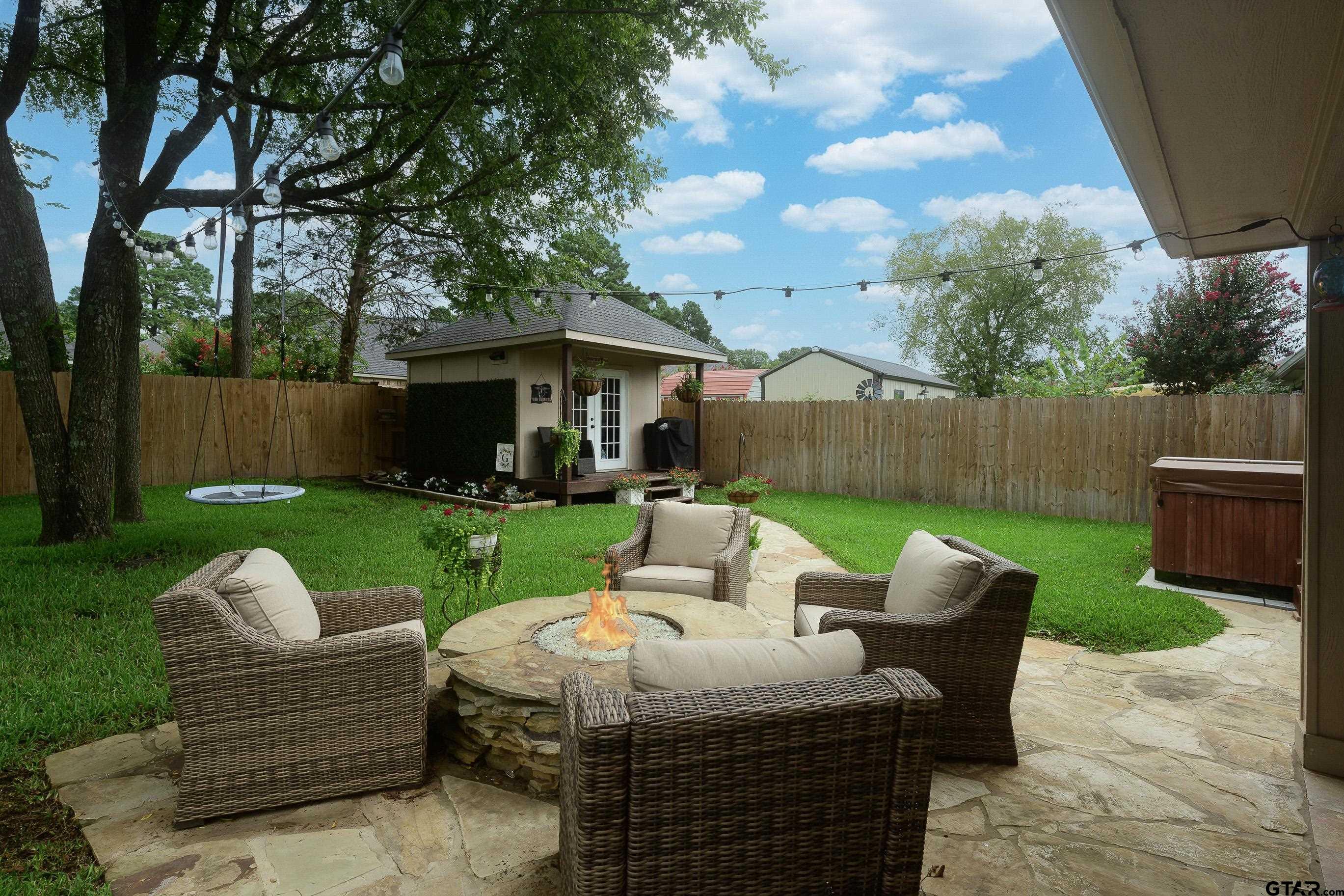 2076 Yasmeen Circle