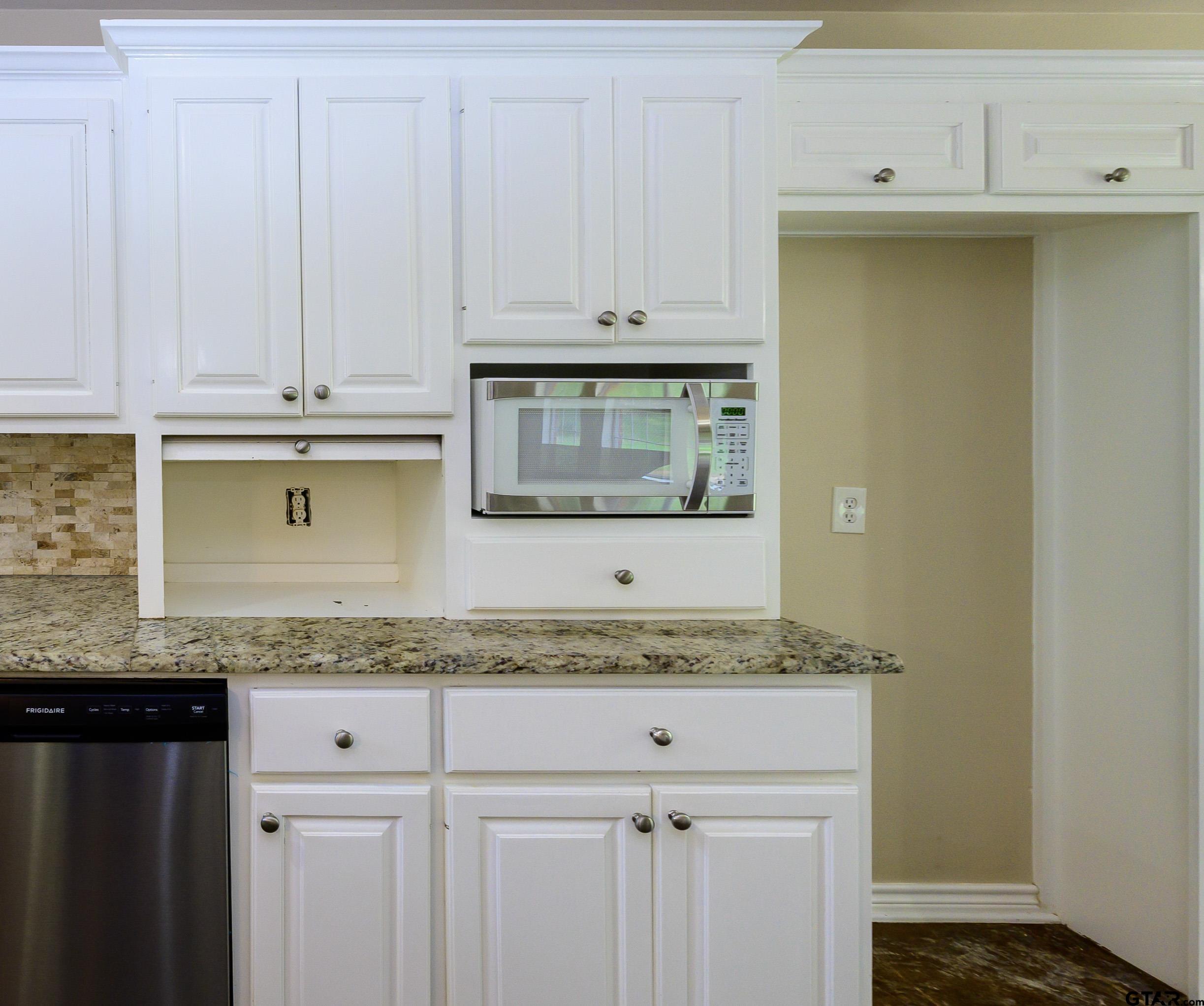 19058 County Road 2111