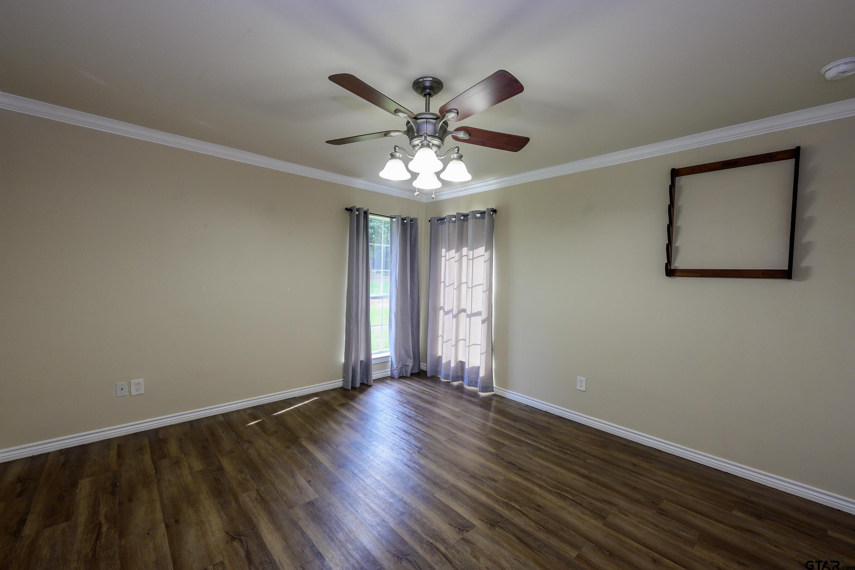 19058 County Road 2111