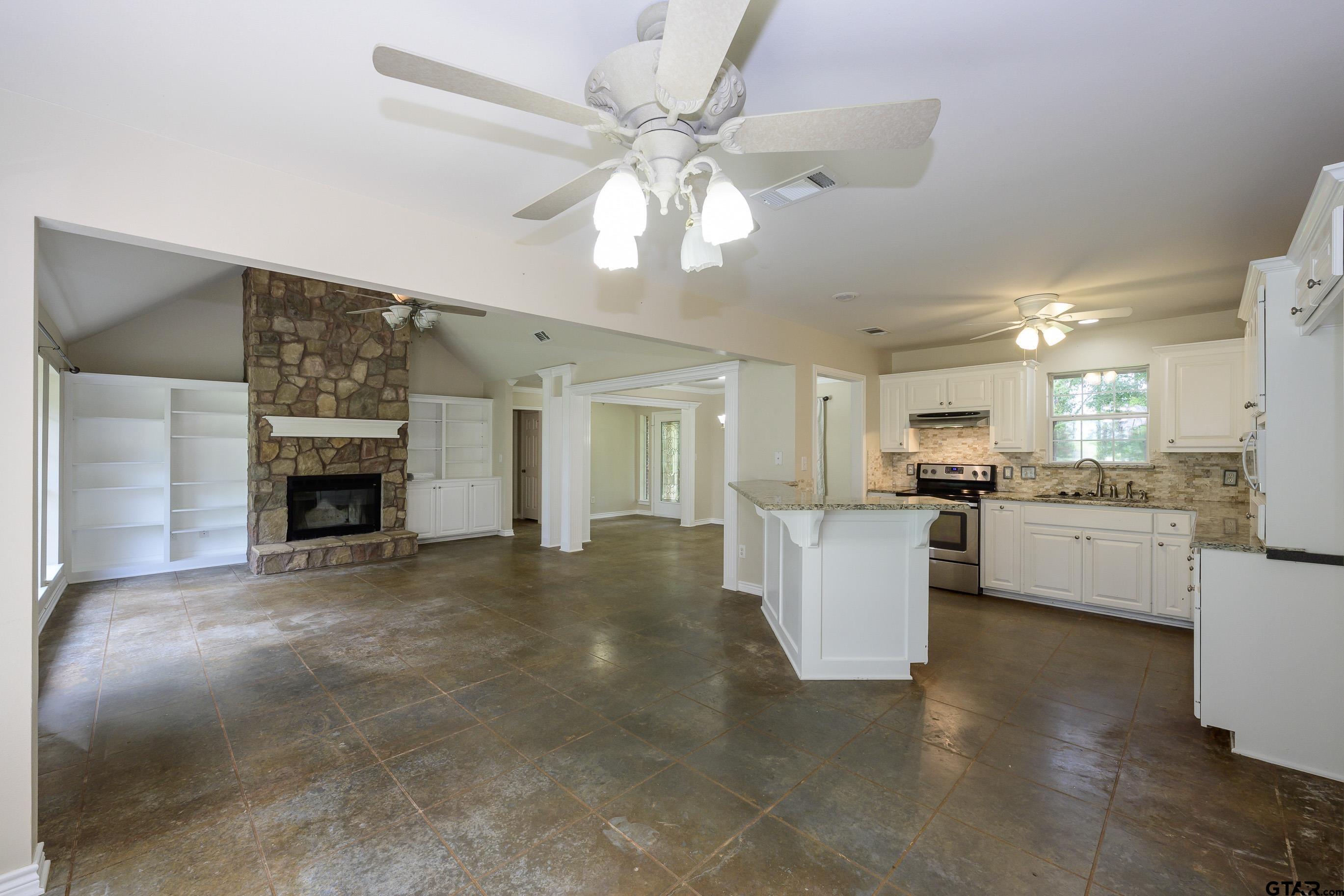 19058 County Road 2111