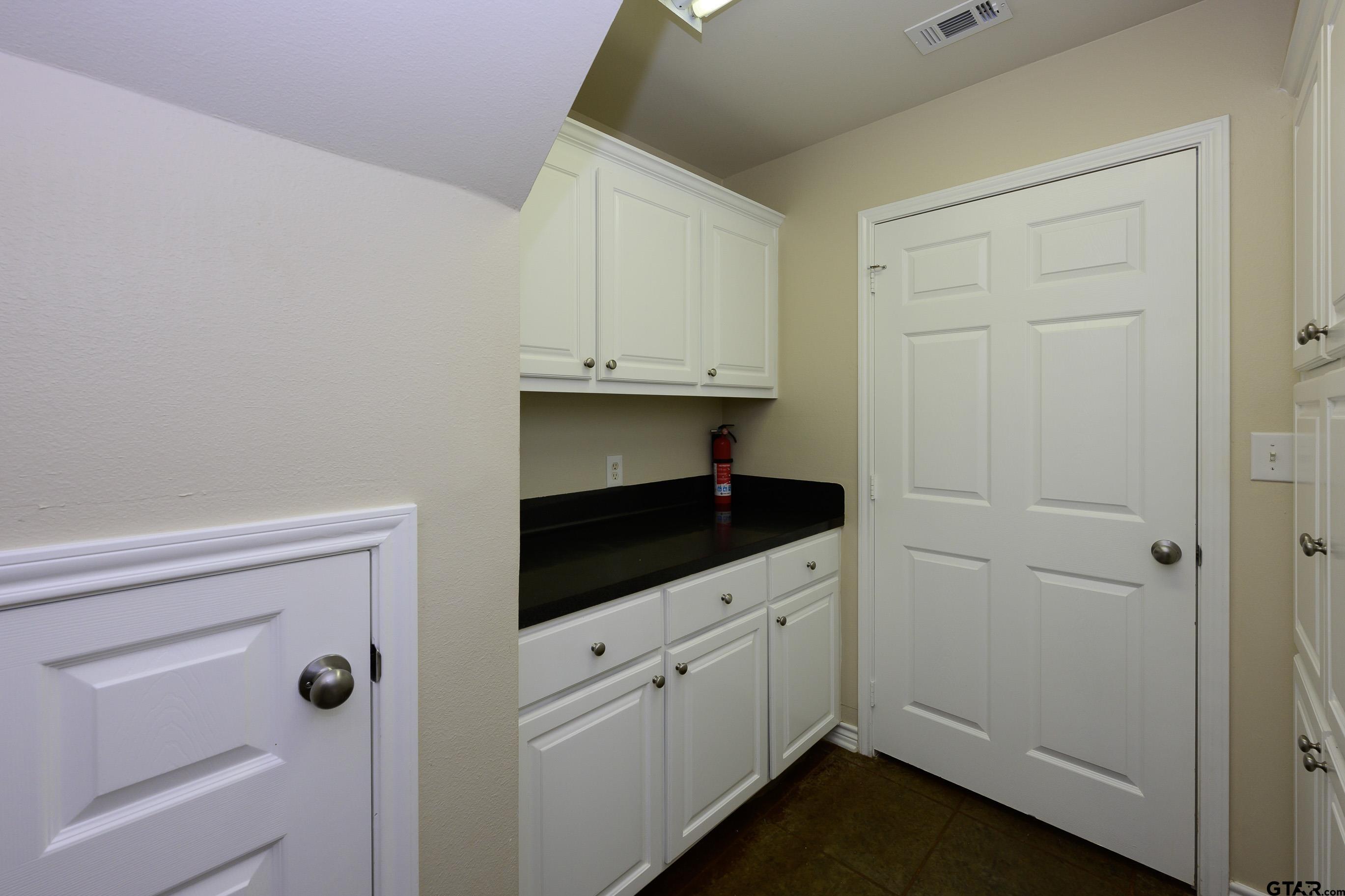 19058 County Road 2111