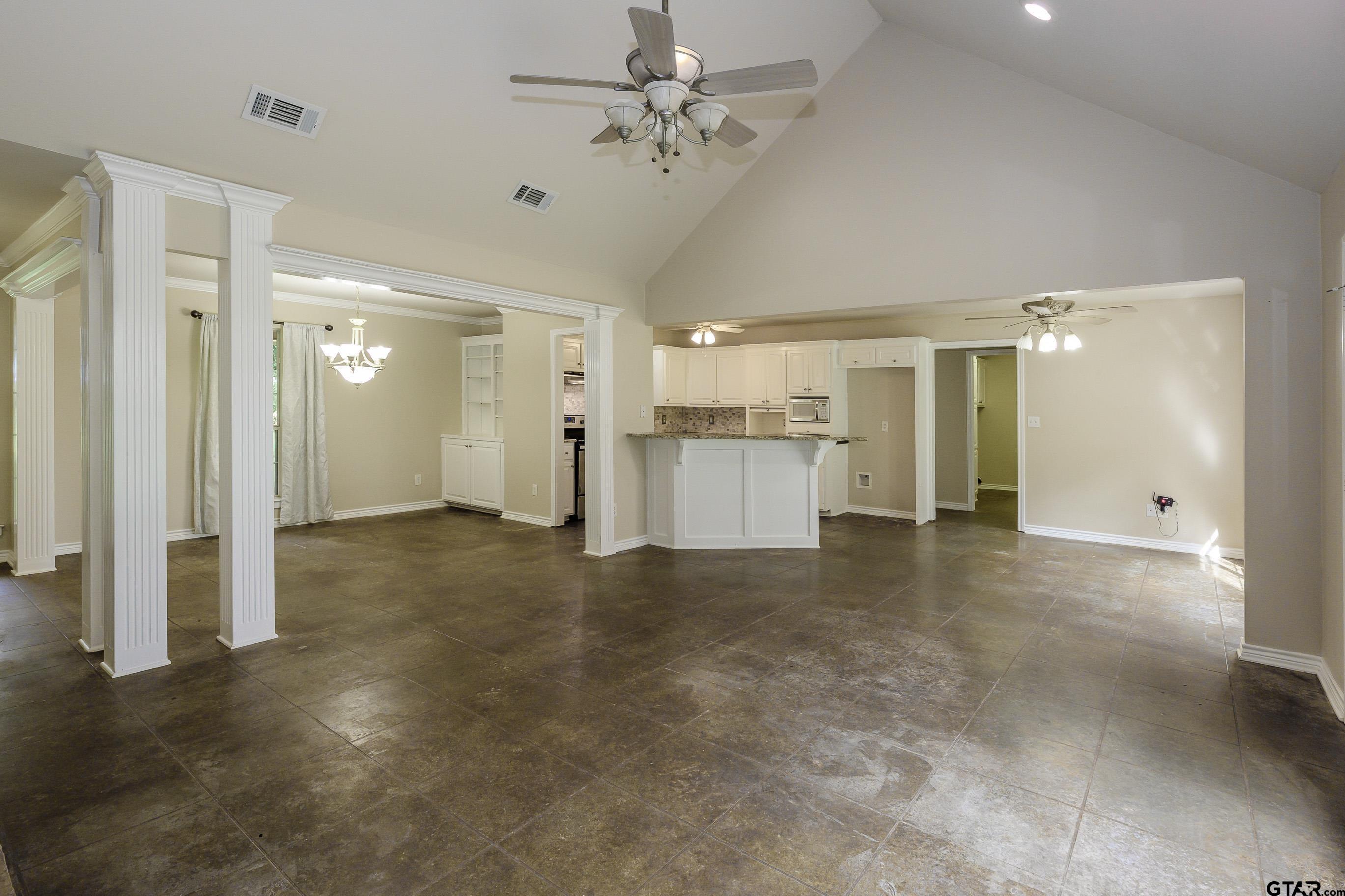 19058 County Road 2111
