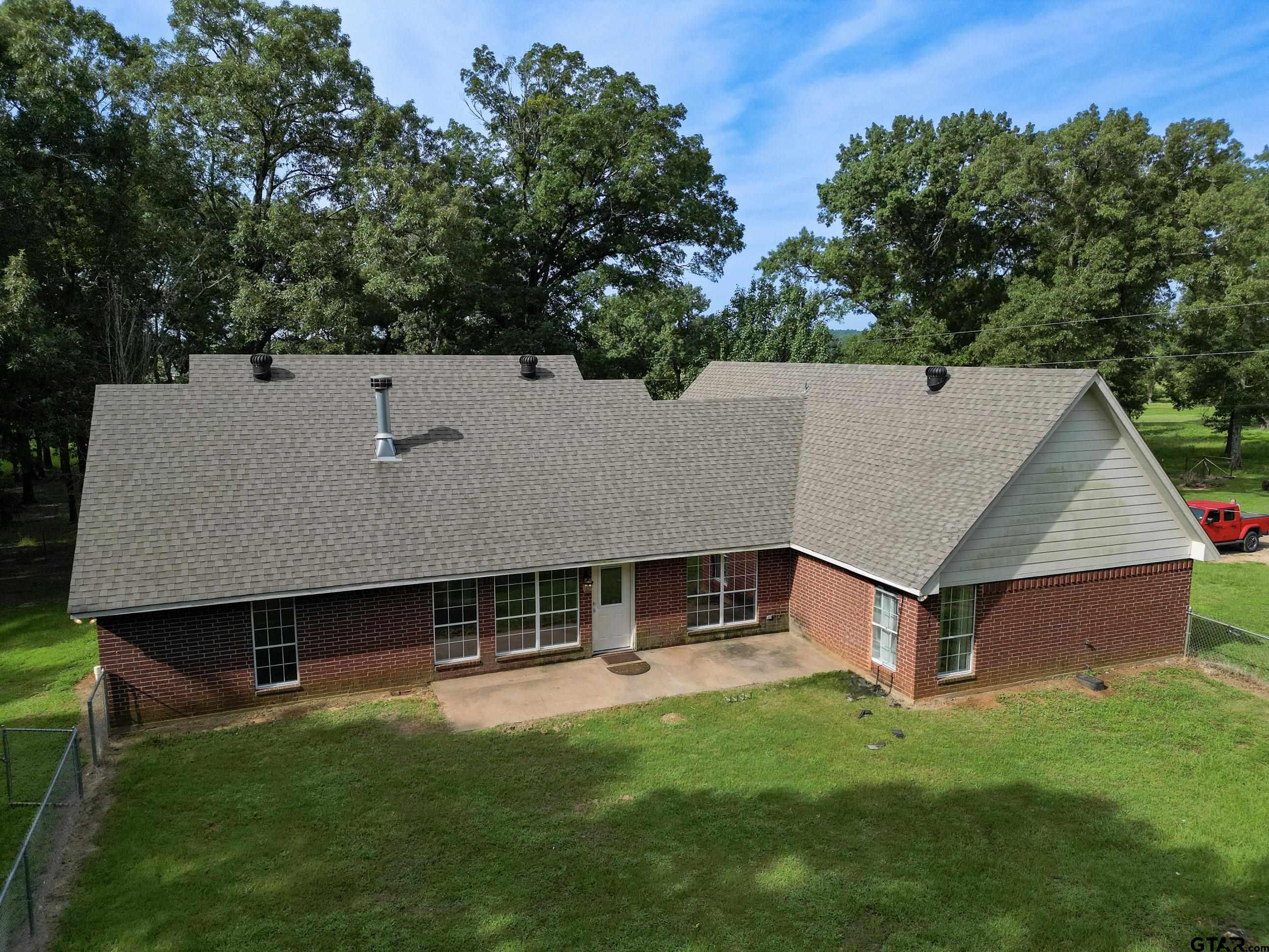 19058 County Road 2111