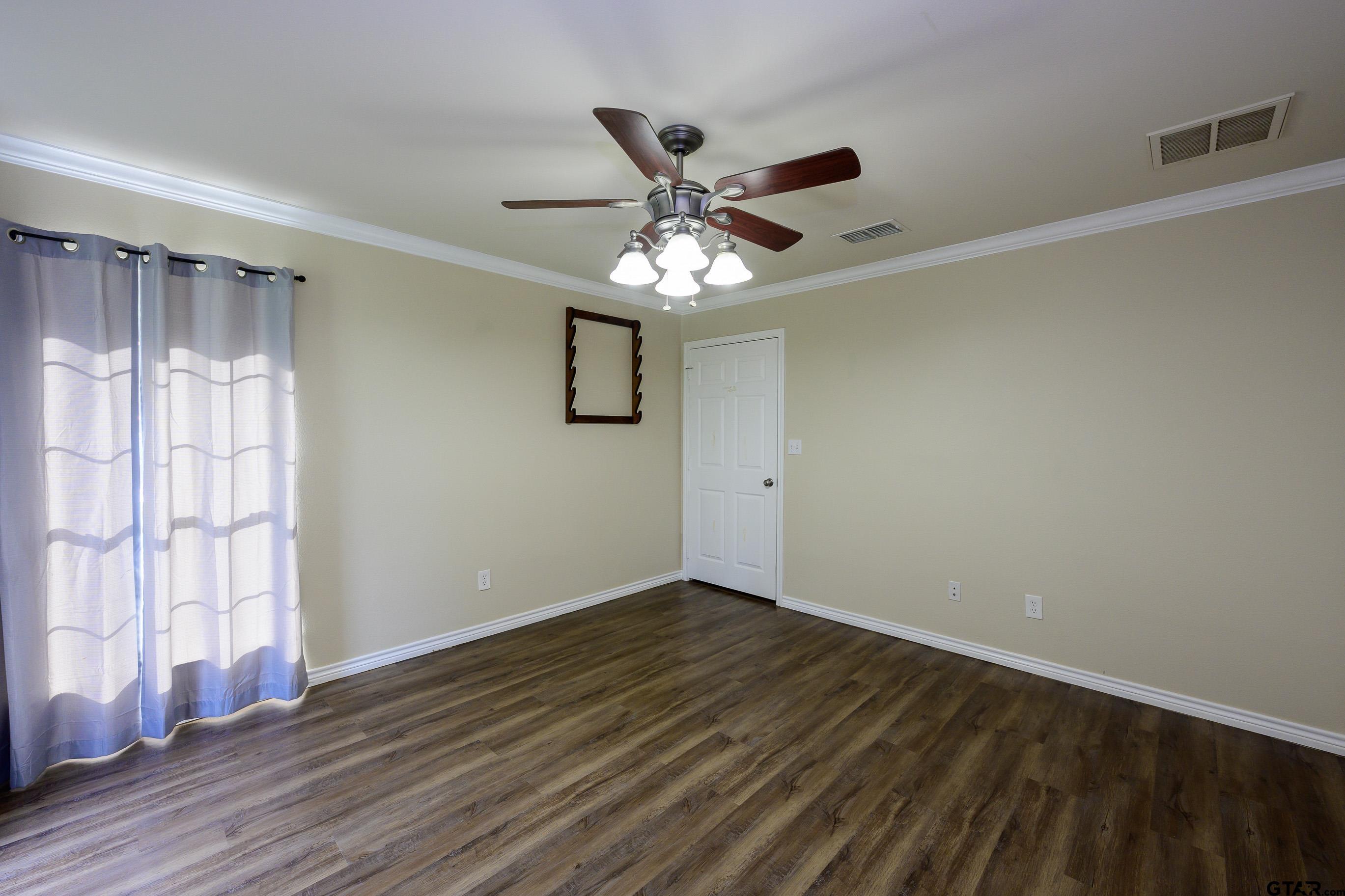 19058 County Road 2111