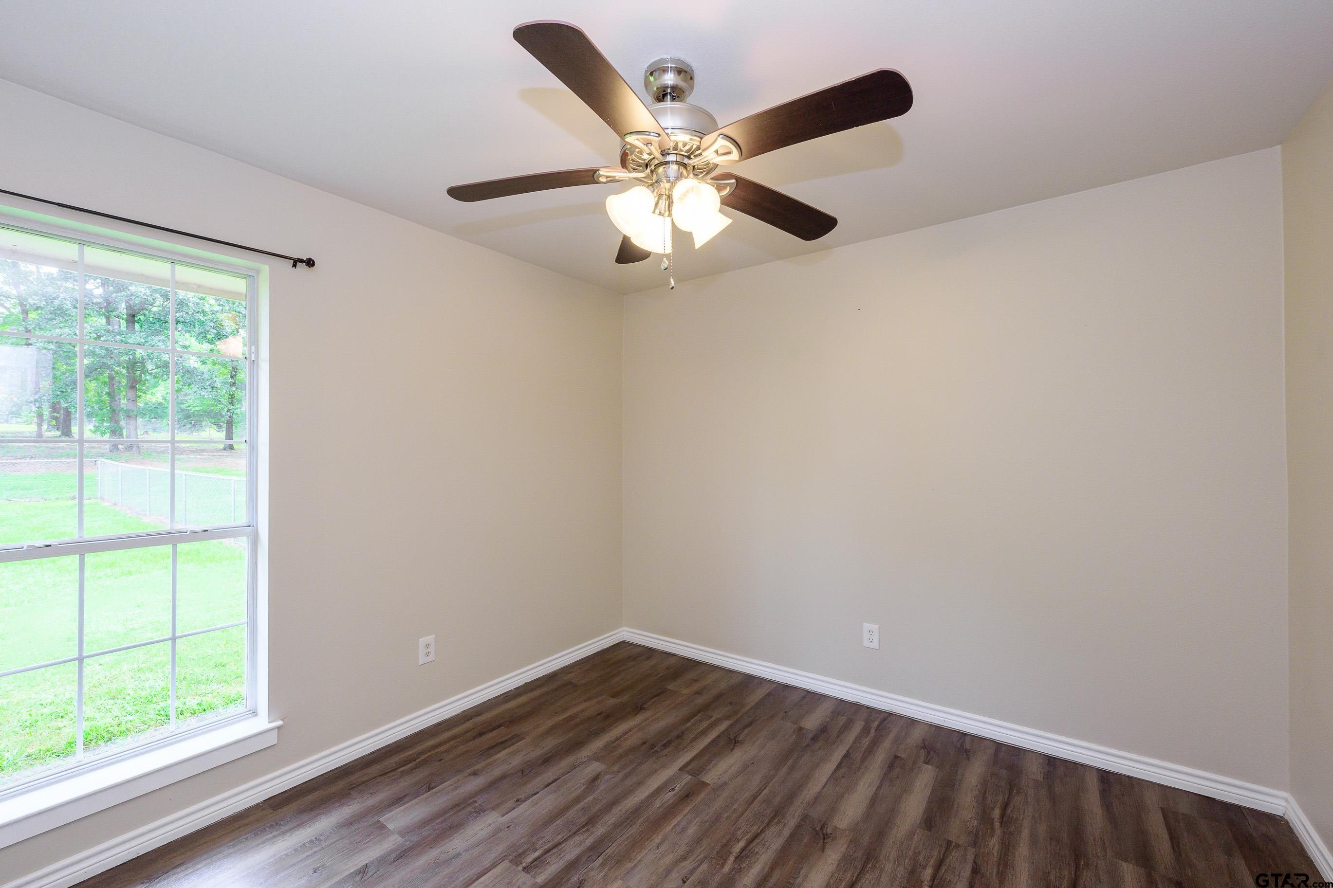 19058 County Road 2111