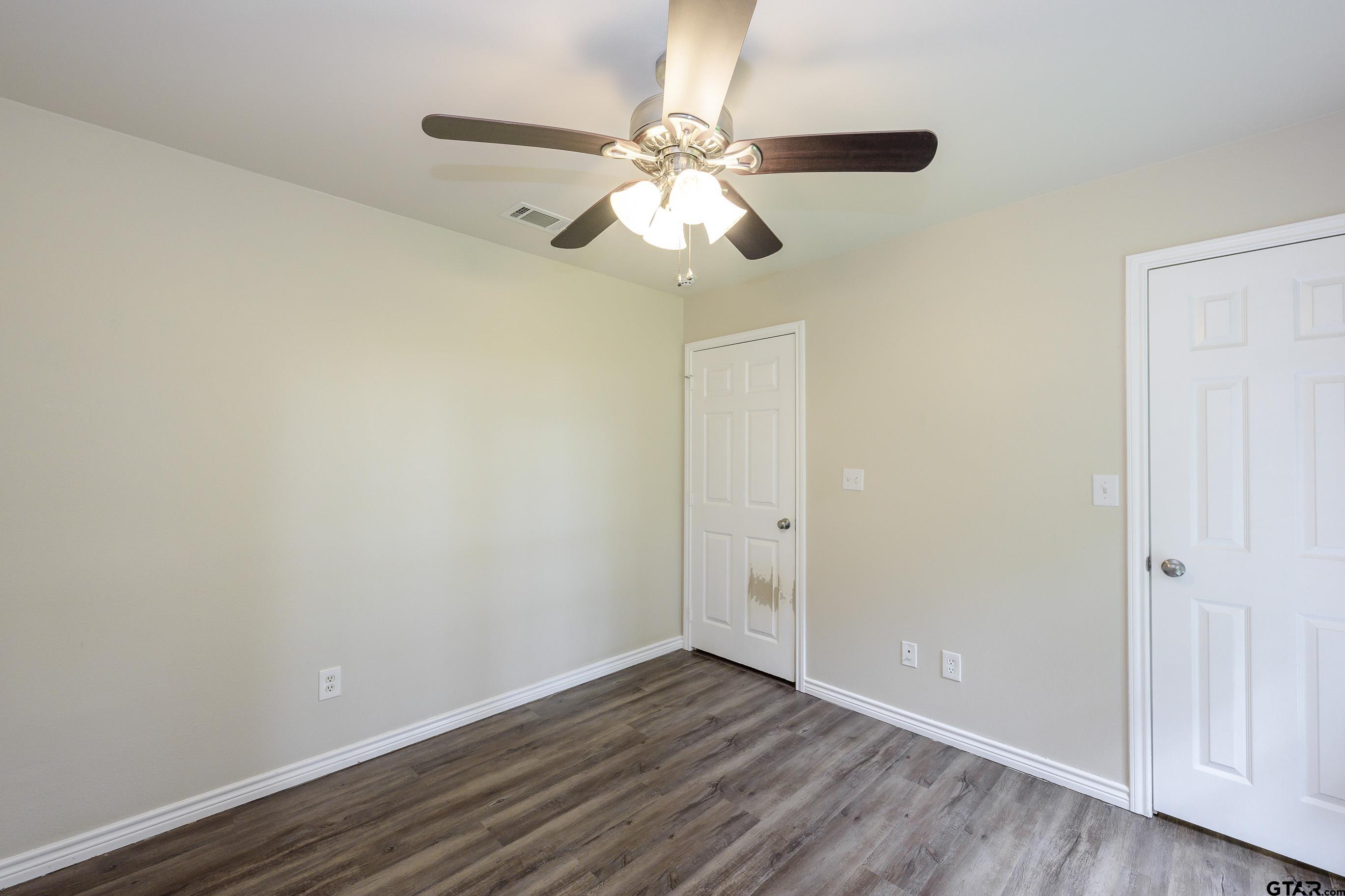 19058 County Road 2111