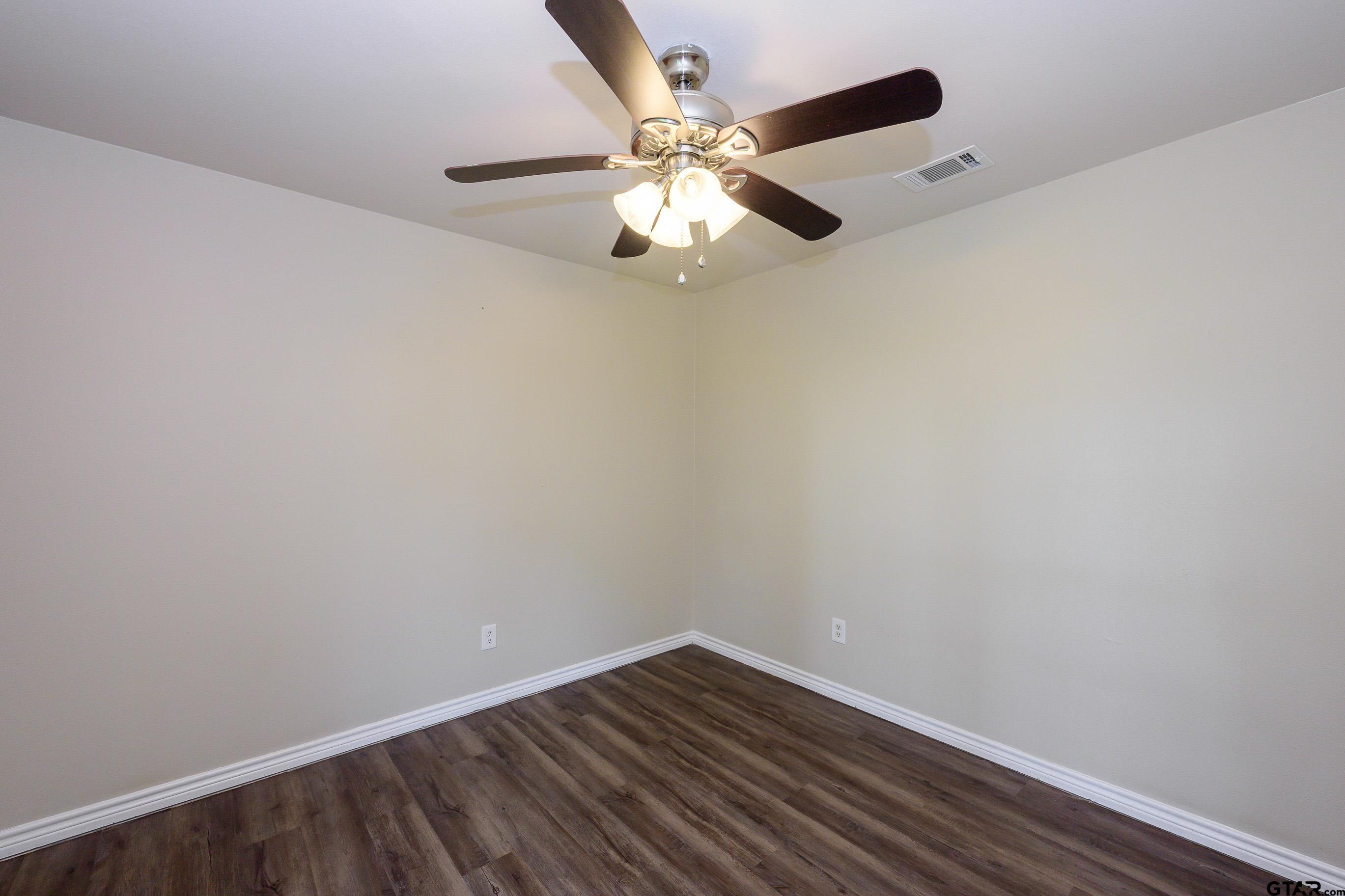 19058 County Road 2111