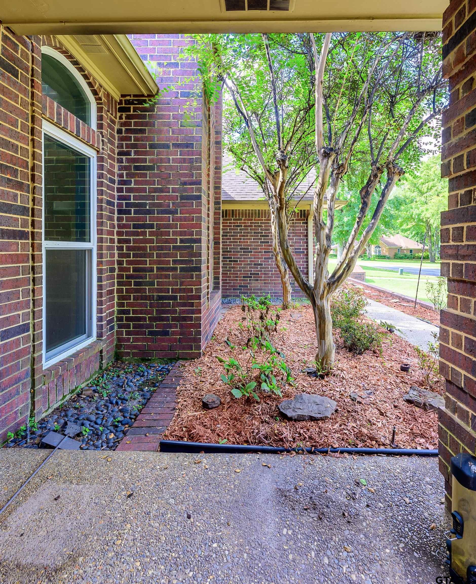 18295 Stillwood