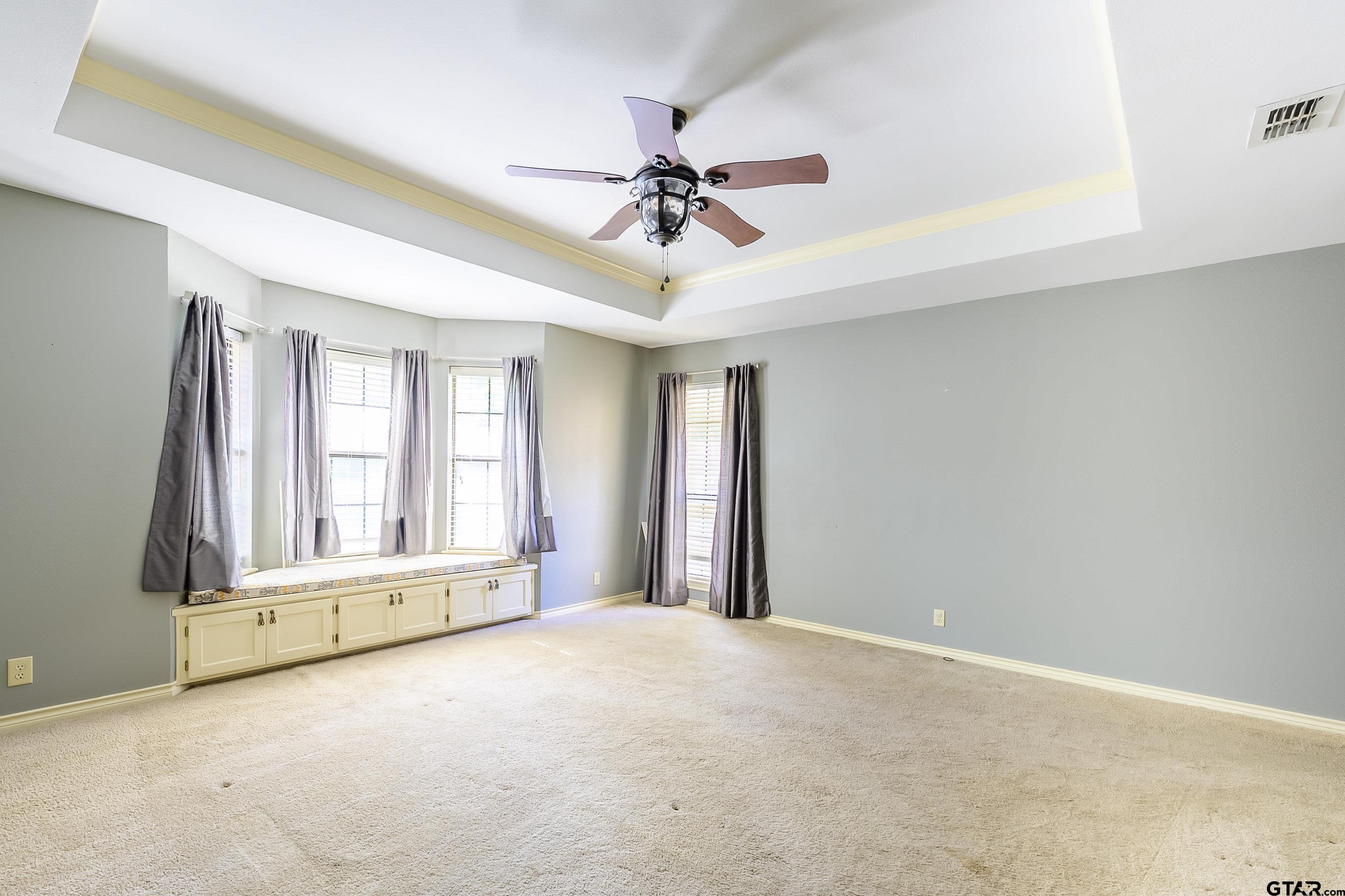 18295 Stillwood