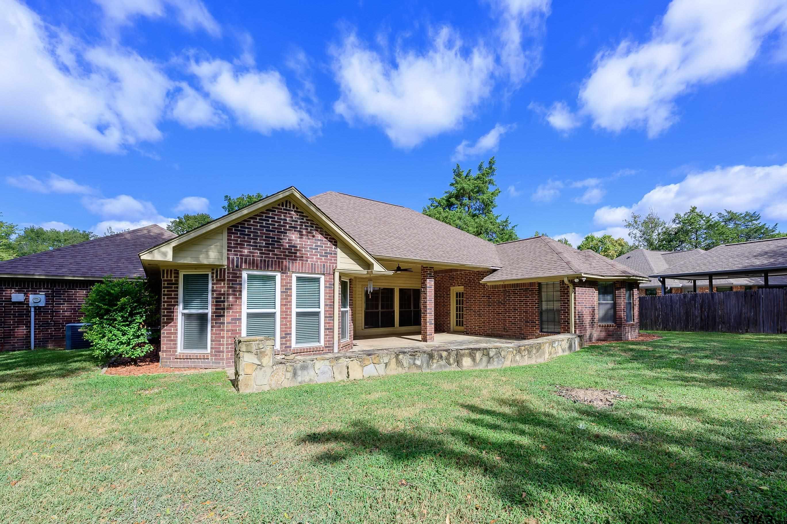 18295 Stillwood
